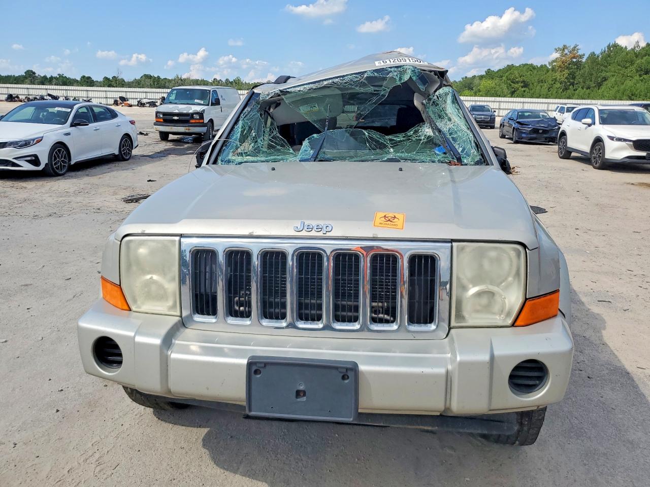 2008 Jeep Commander Sport Серебряный vin: 1J8HH48K08C133286