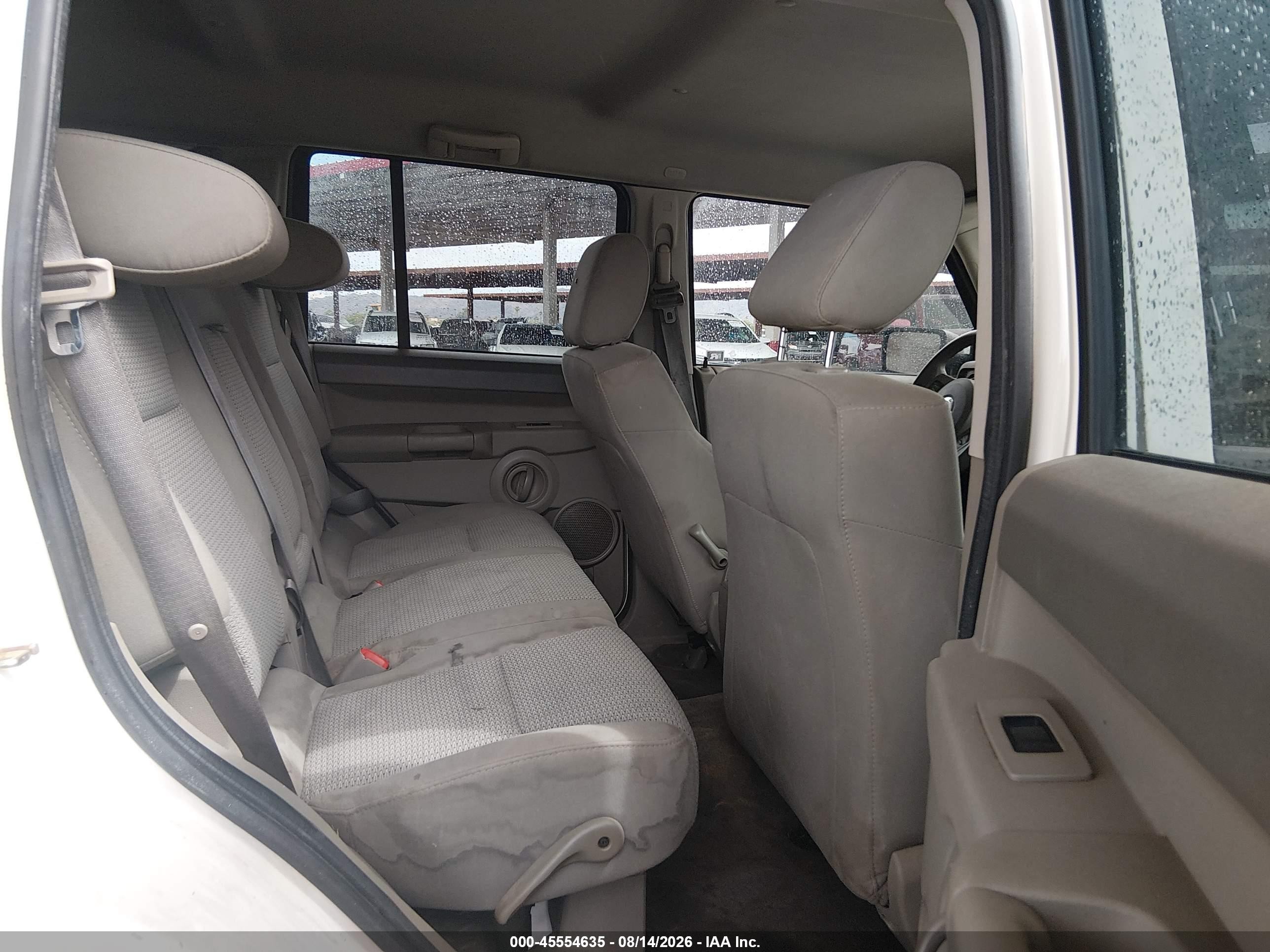 2007 Jeep Commander Sport Белый vin: 1J8HH48K37C627169