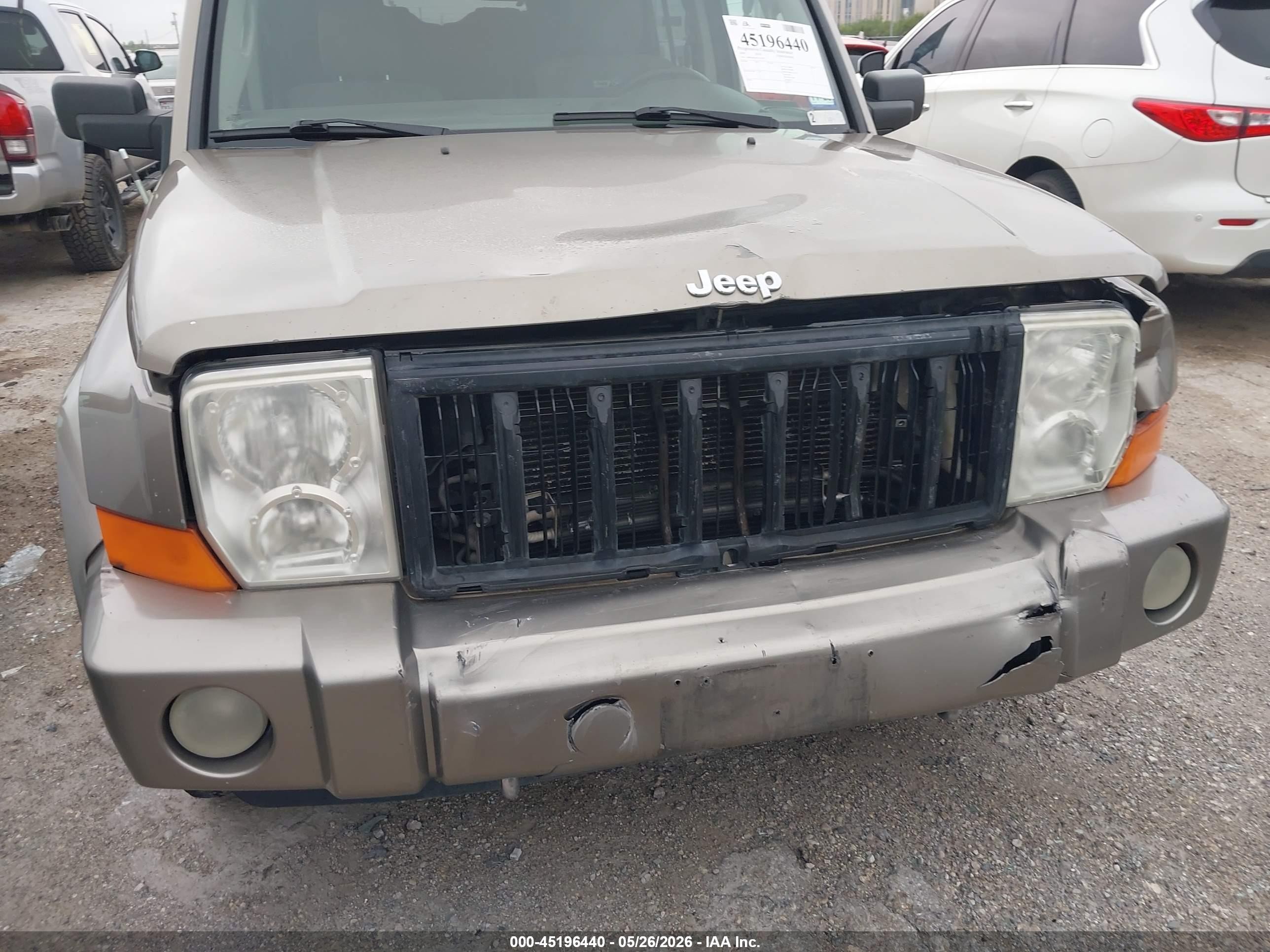 2006 Jeep Commander   Tan vin: 1J8HH48K46C291997