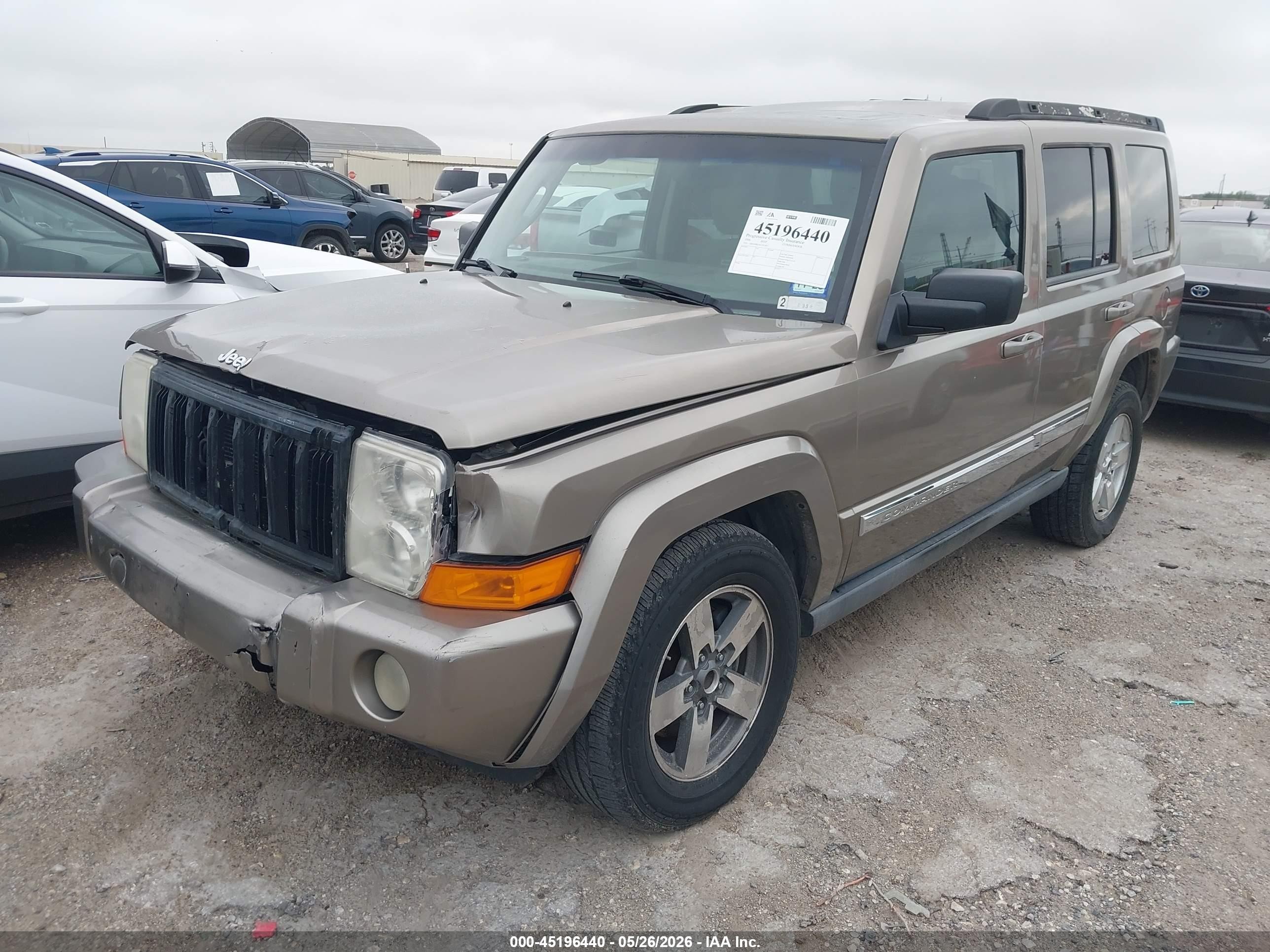 2006 Jeep Commander   Tan vin: 1J8HH48K46C291997