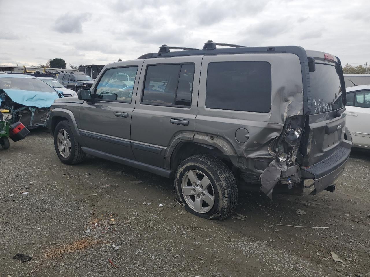 2007 Jeep Commander Gray vin: 1J8HH48K57C599407