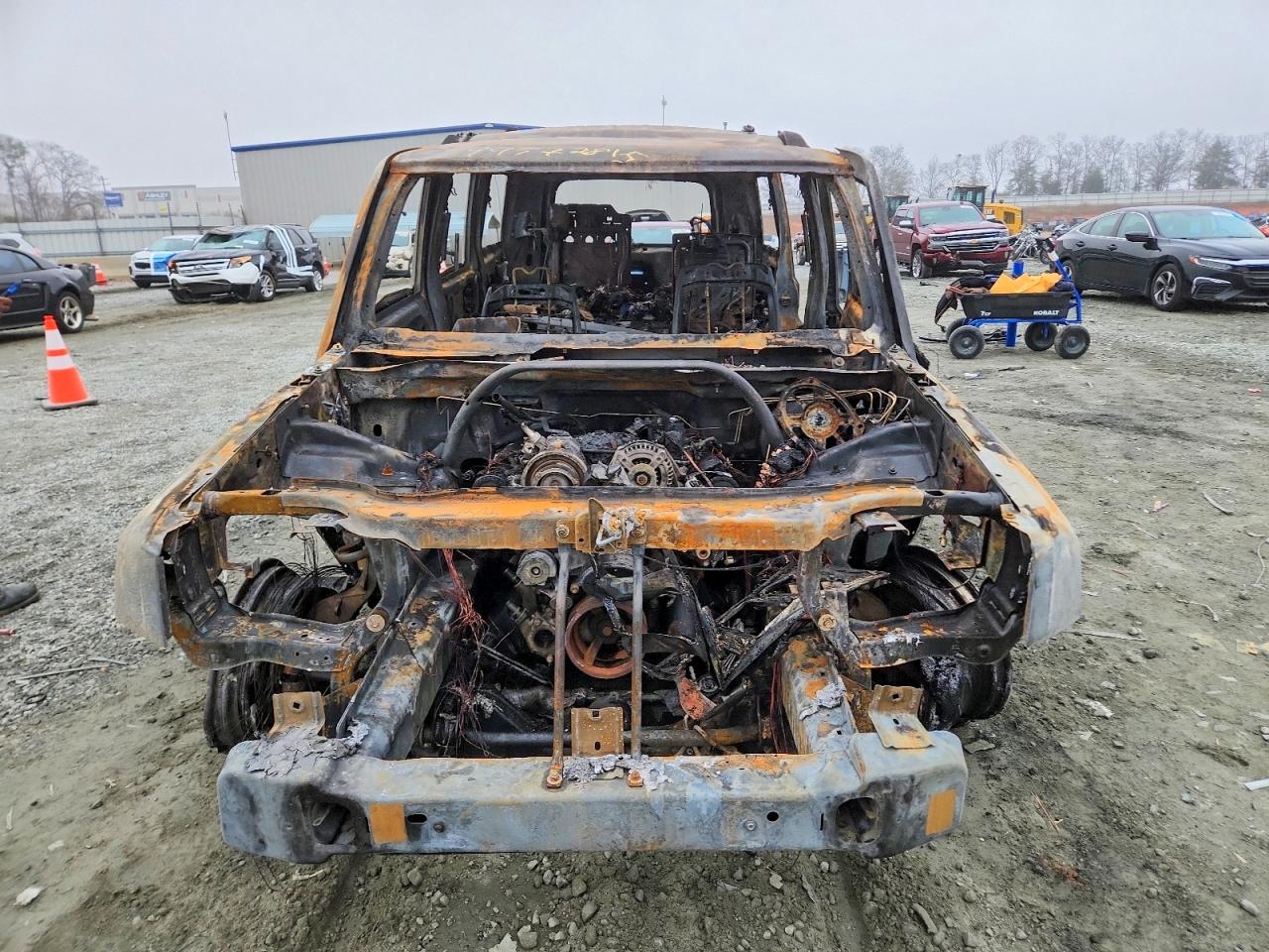 2009 Jeep Commander Sport Burn vin: 1J8HH48K59C544054