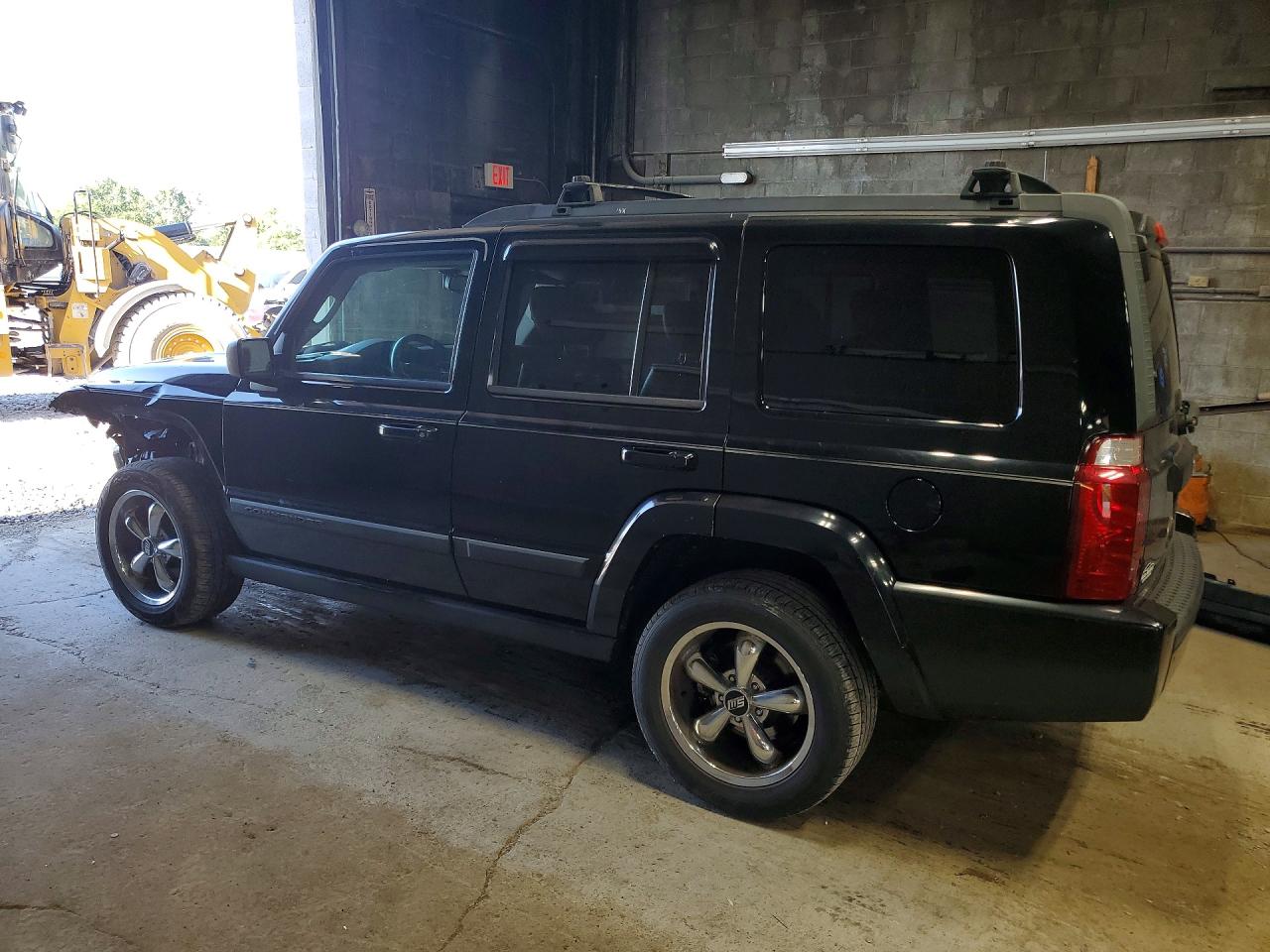 2008 Jeep Commander Sport Black vin: 1J8HH48K88C112041