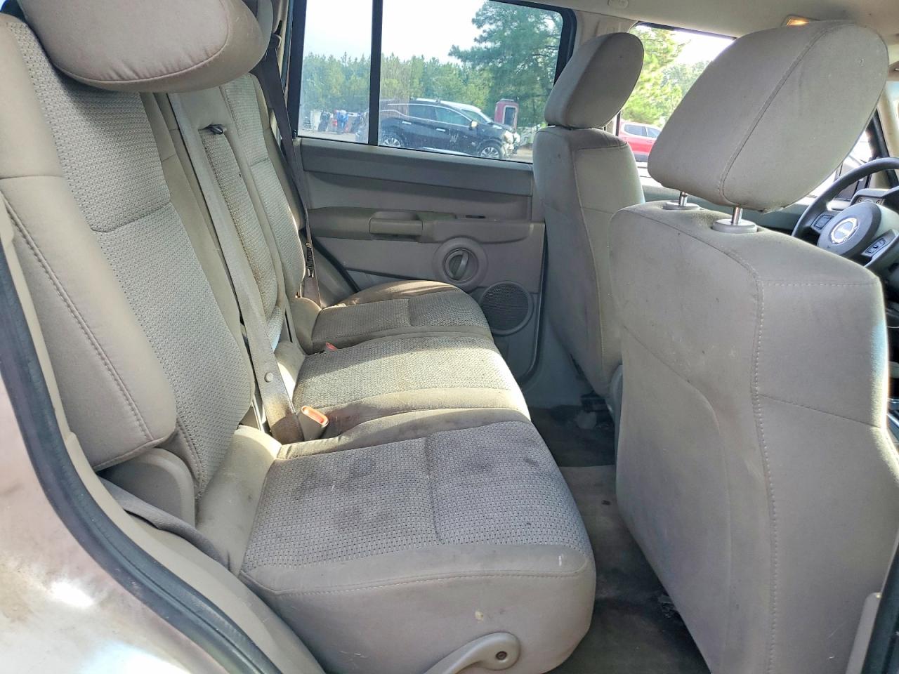 2007 Jeep Commander Gold vin: 1J8HH48K97C607752