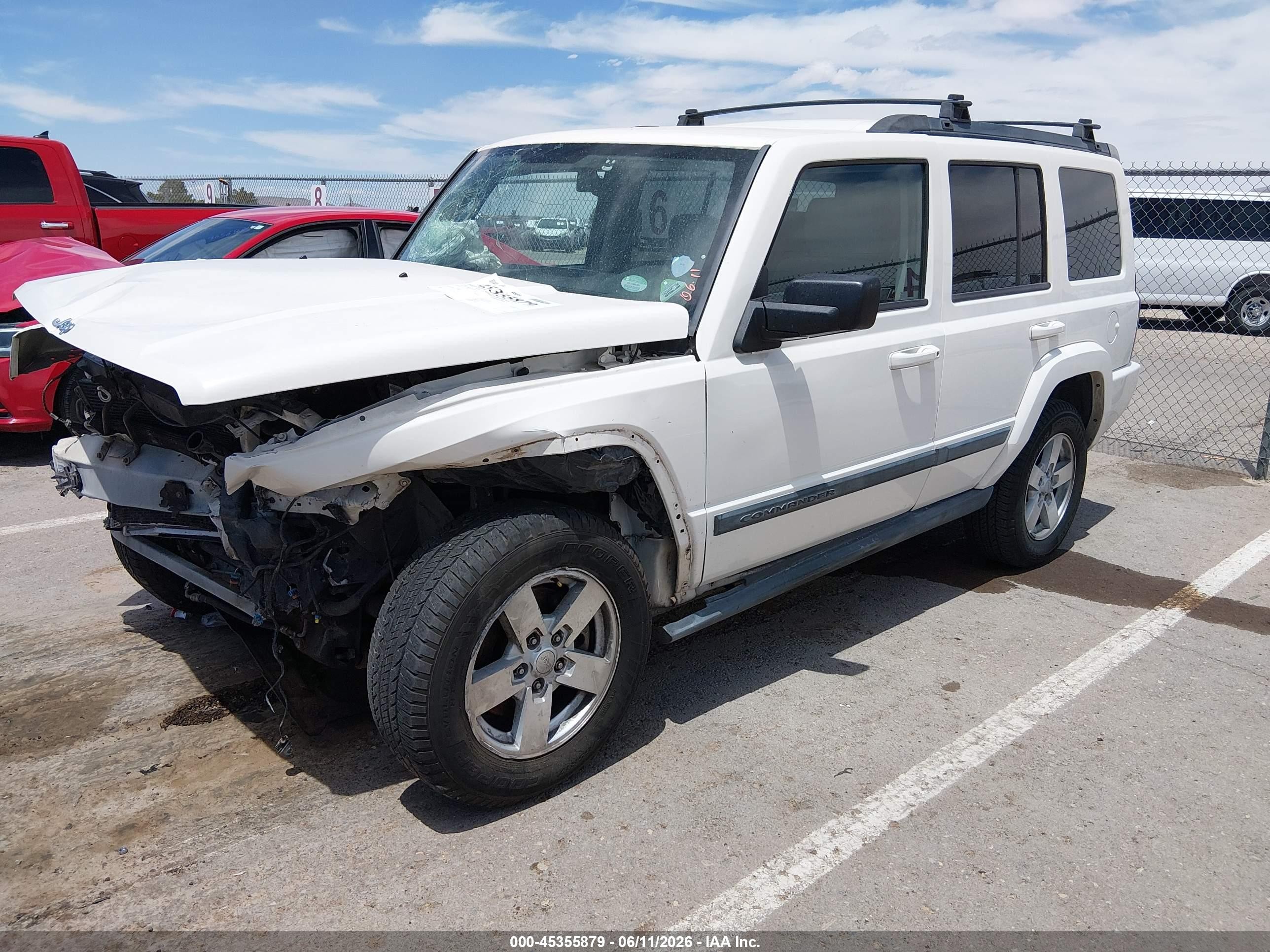 2007 Jeep Commander Sport White vin: 1J8HH48K97C655221