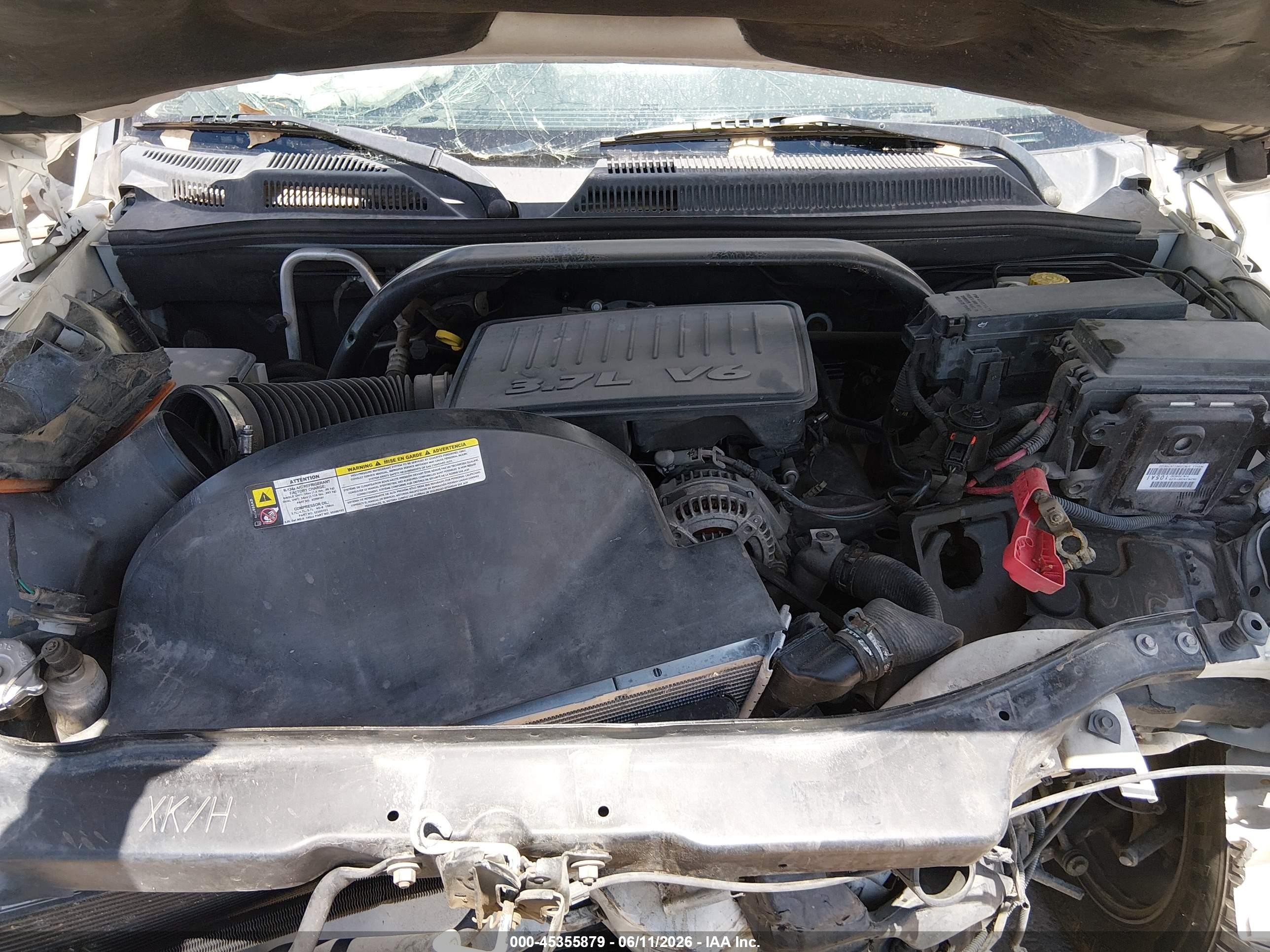 2007 Jeep Commander Sport White vin: 1J8HH48K97C655221