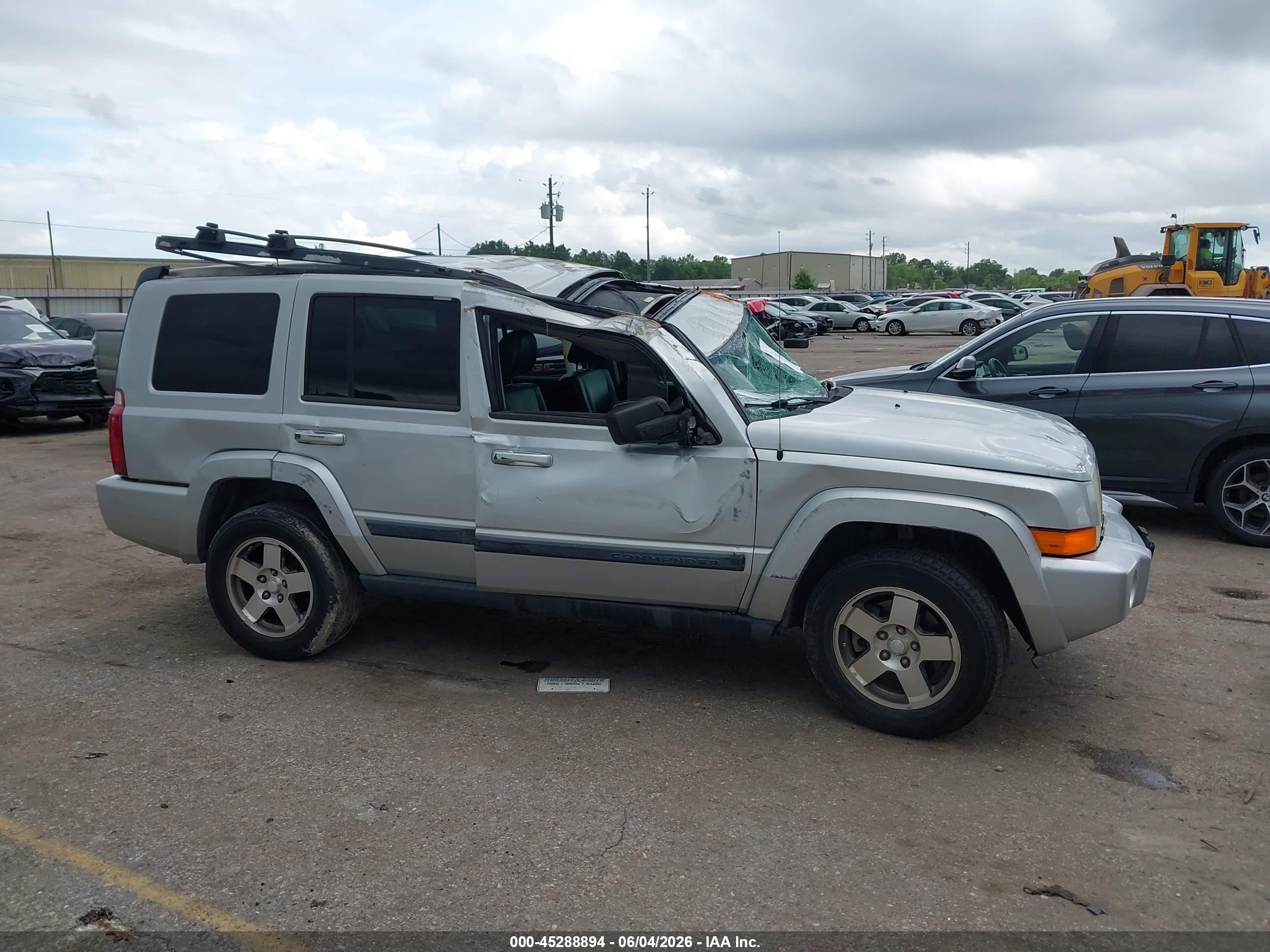 2009 Jeep Commander Sport Silver vin: 1J8HH48KX9C516007