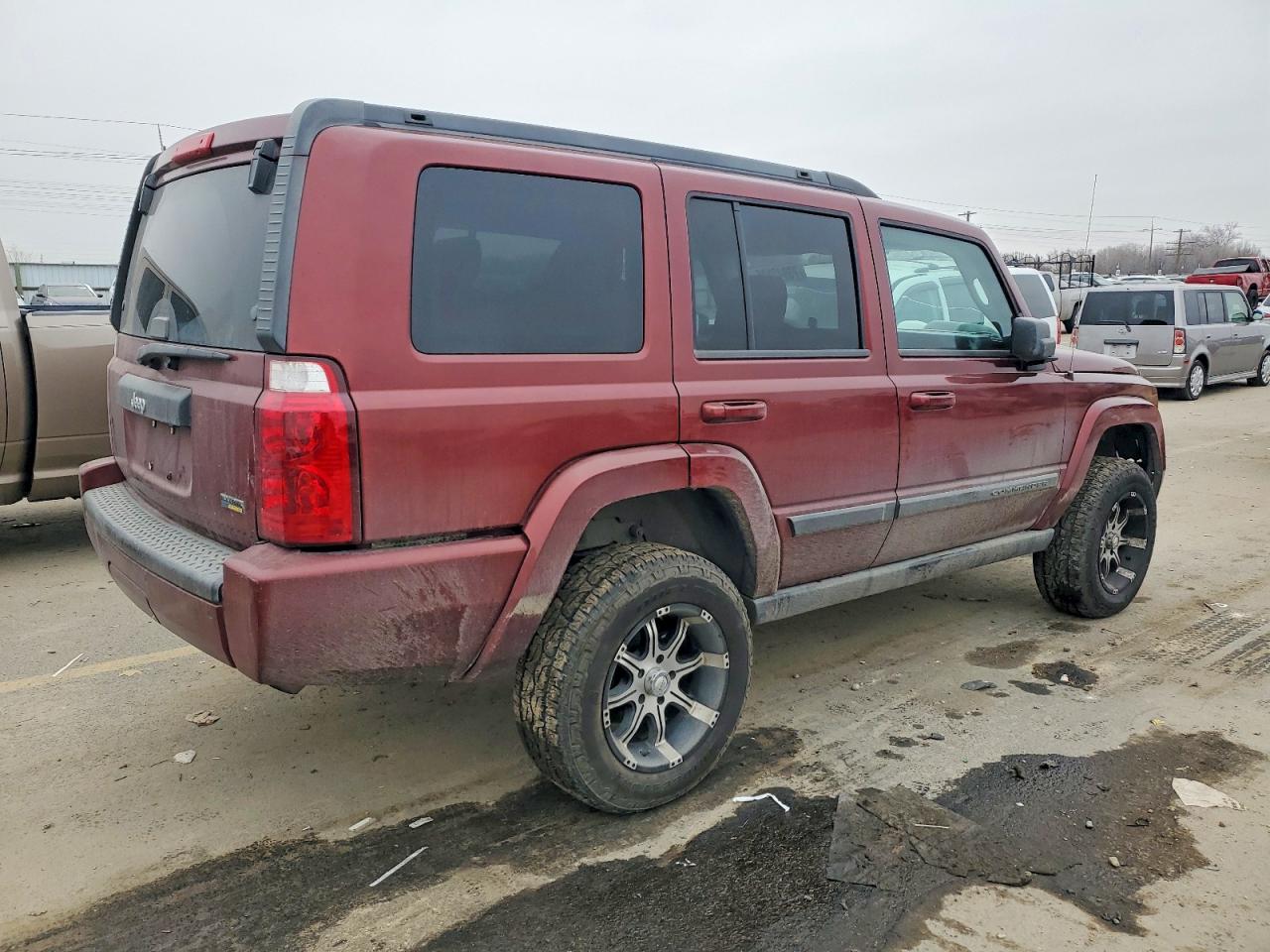2007 Jeep Commander Темно-бордовый vin: 1J8HH48P37C604700