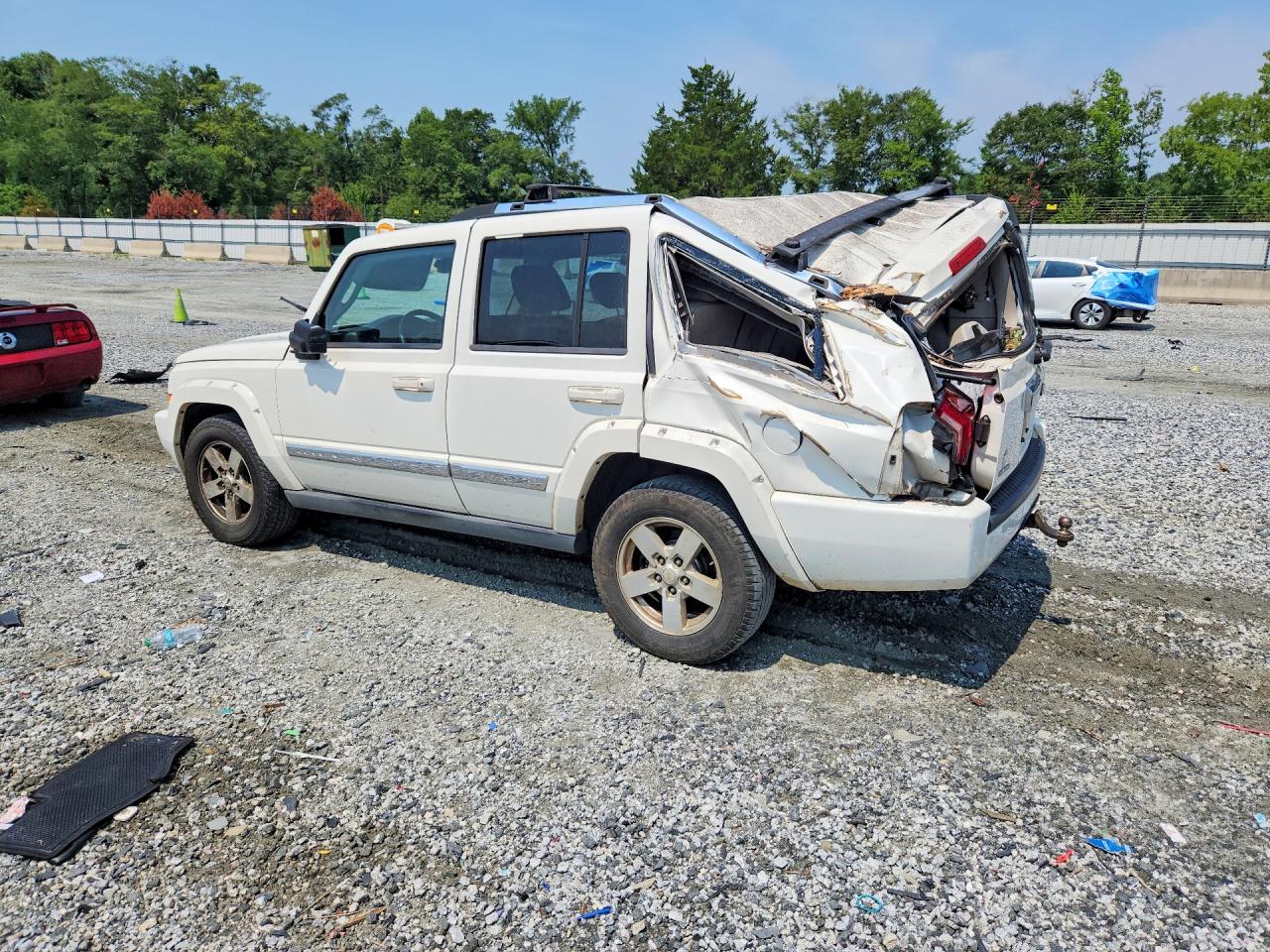 2007 Jeep Commander Limited Белый vin: 1J8HH58277C550697