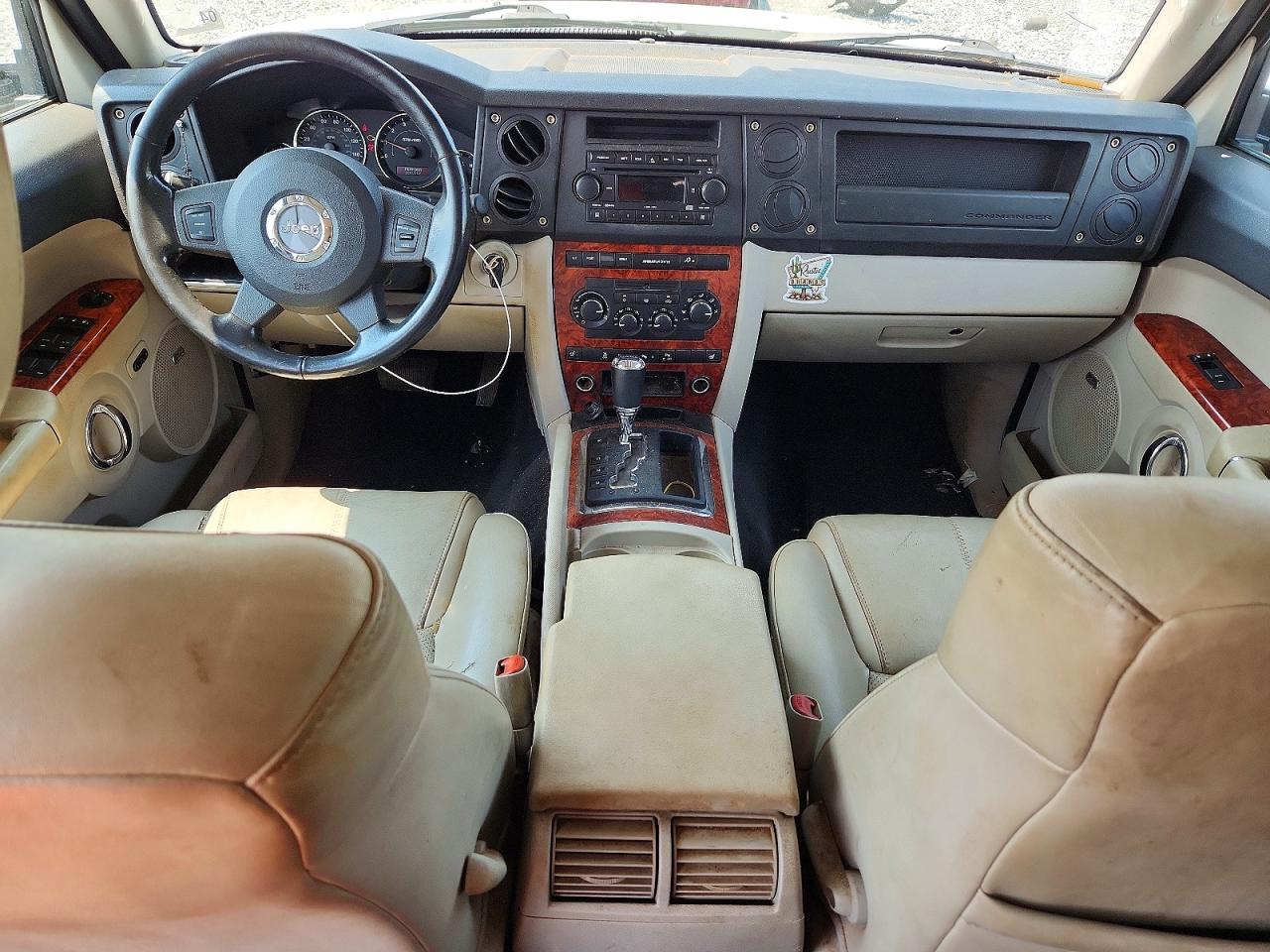 2007 Jeep Commander Limited Белый vin: 1J8HH58277C550697