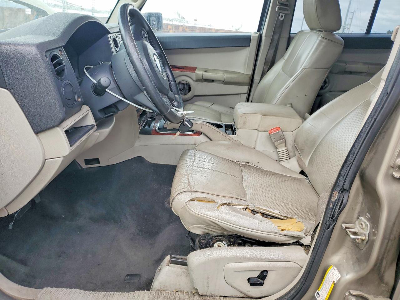 2006 Jeep Commander Limited Tan vin: 1J8HH58296C324482