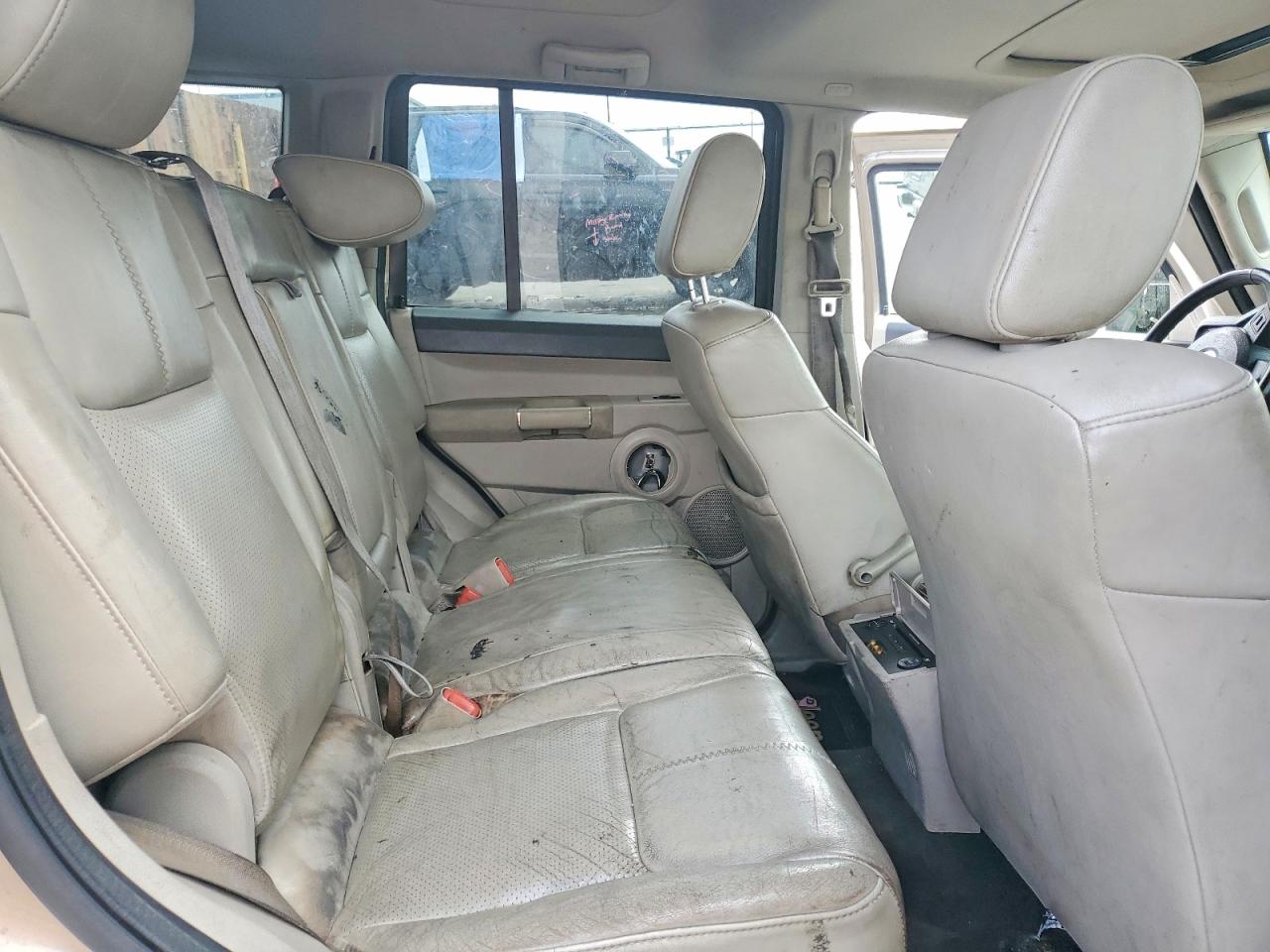 2006 Jeep Commander Limited Tan vin: 1J8HH58296C324482