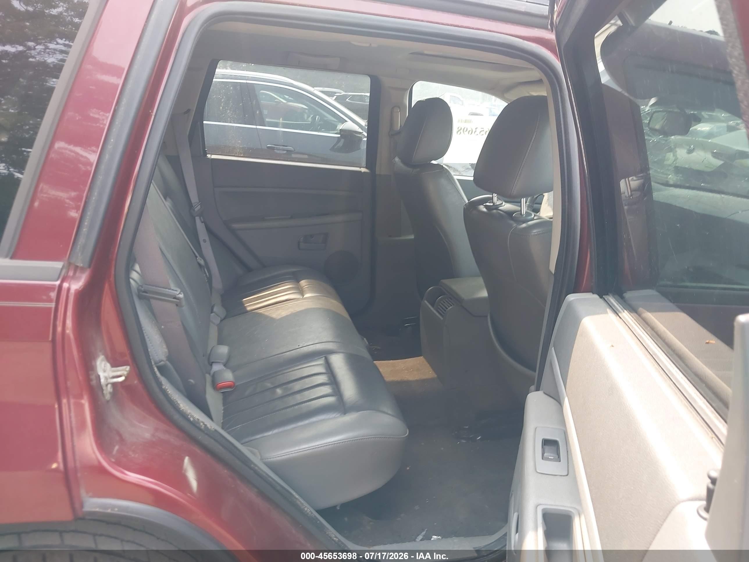 2007 Jeep Grand Cherokee Laredo Бордовый vin: 1J8HR48N17C525330