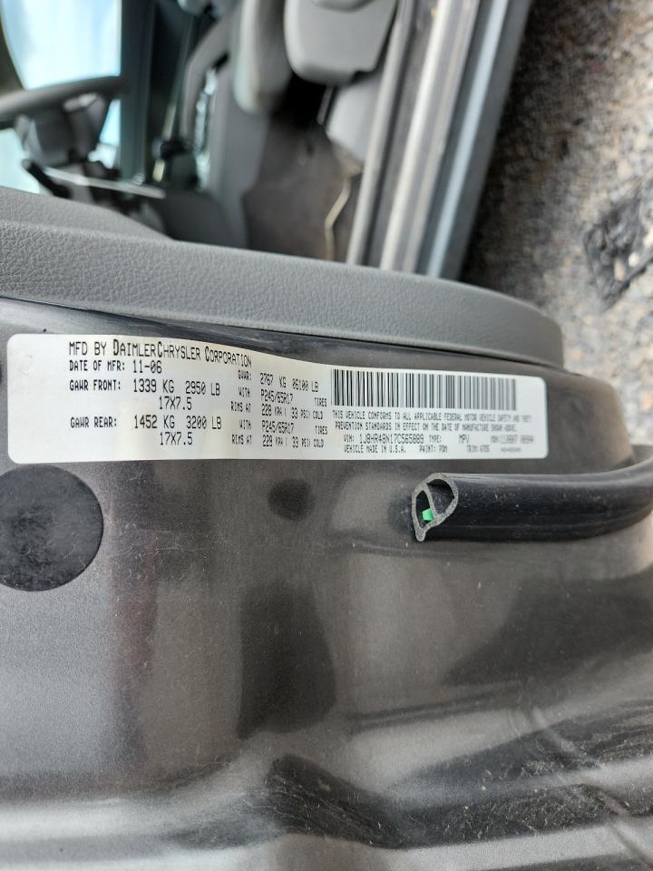 2007 Jeep Grand Cherokee Laredo Серый vin: 1J8HR48N17C565889