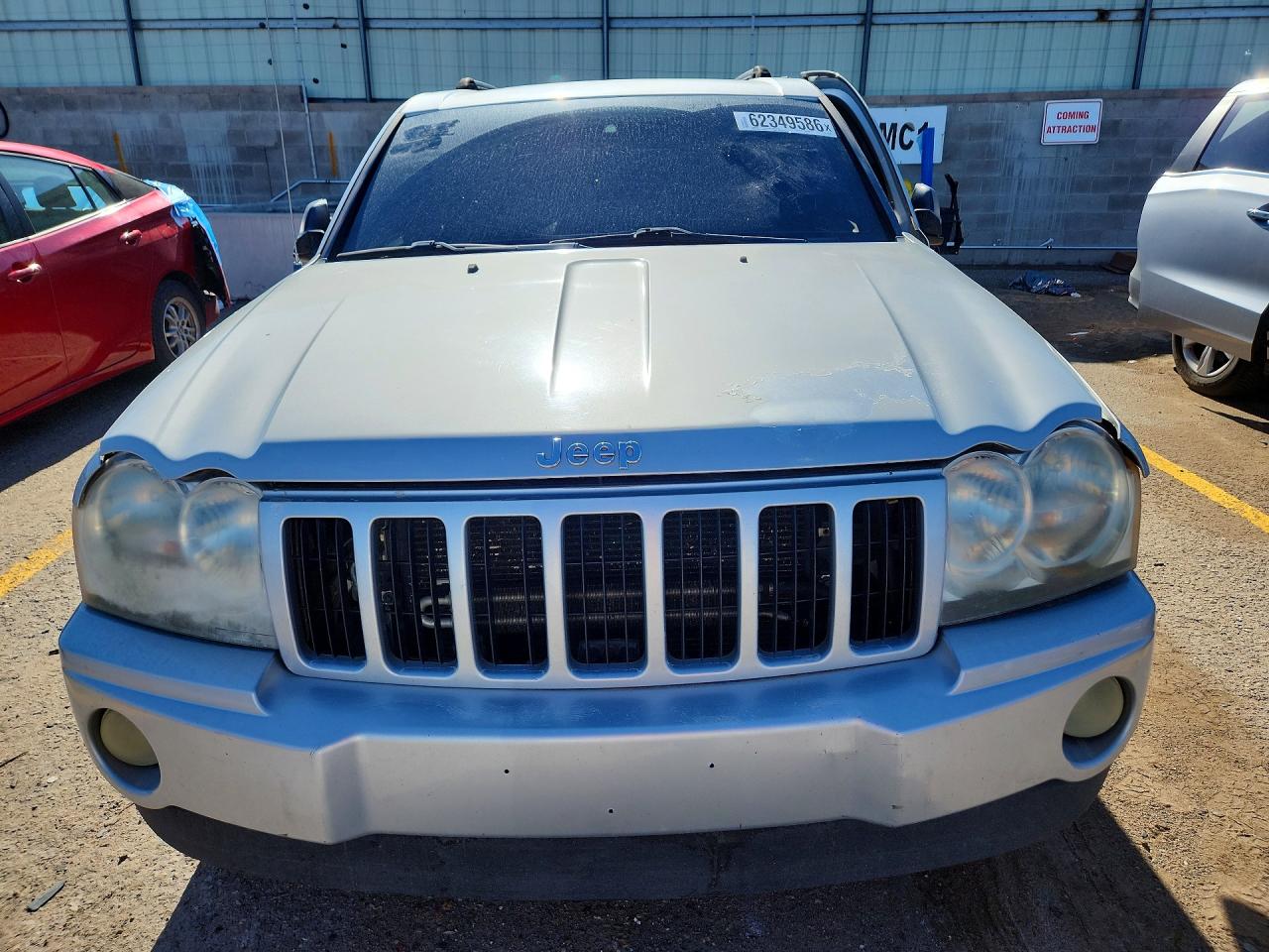 2007 Jeep Grand Cherokee Laredo Silver vin: 1J8HR48N47C588258
