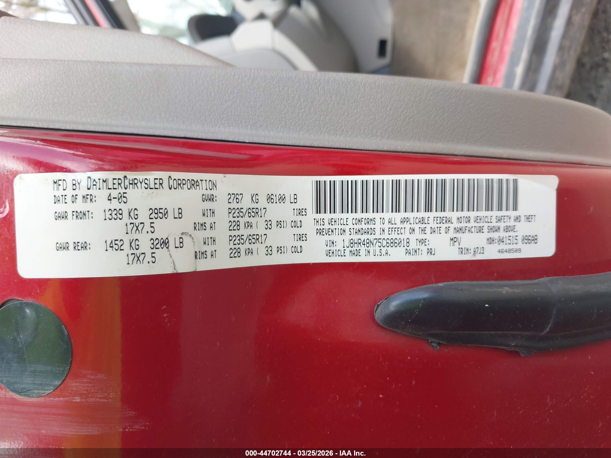 2005 Jeep Grand Cherokee Laredo Red vin: 1J8HR48N75C686018