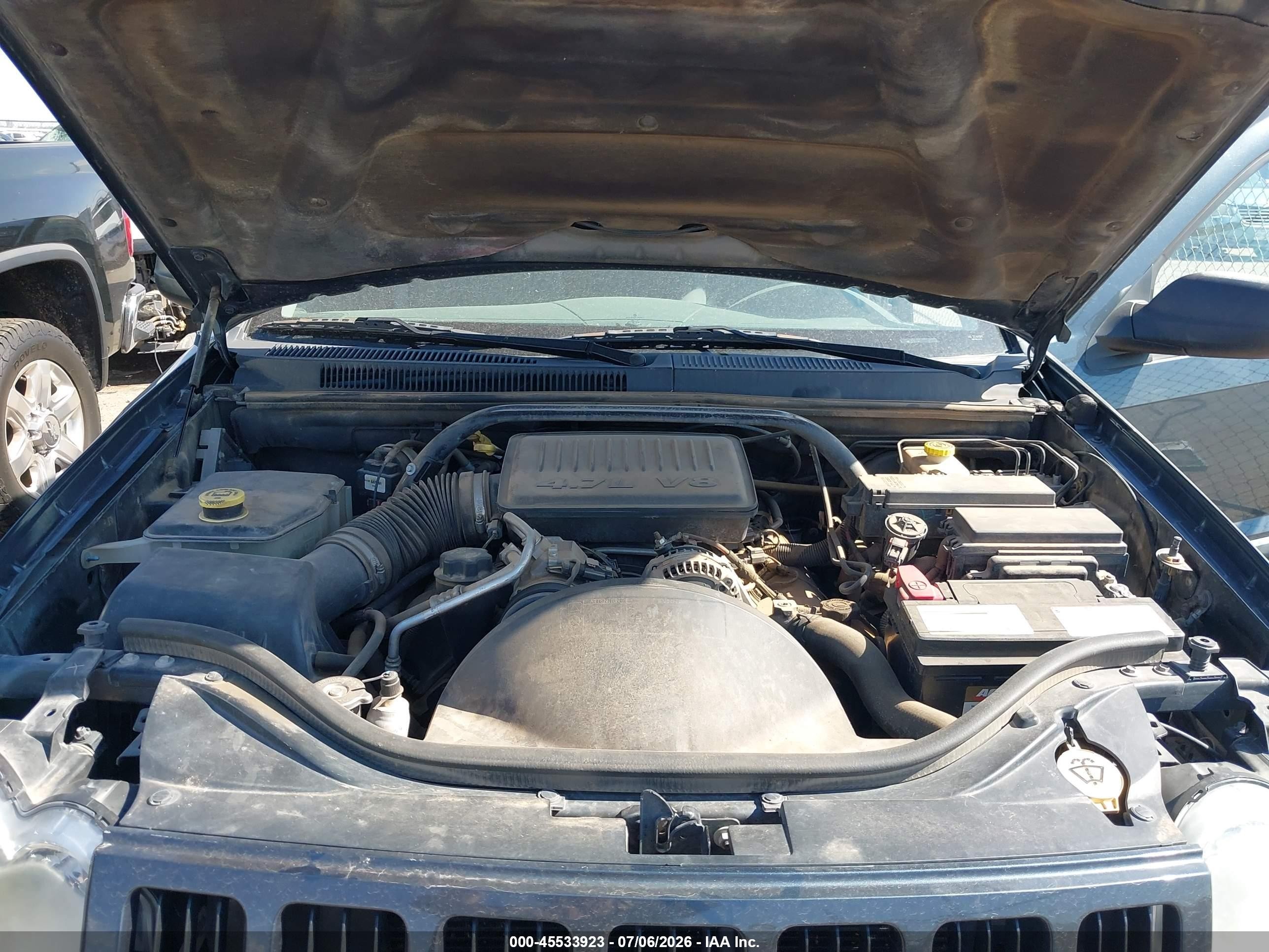 2007 Jeep Grand Cherokee Laredo Gray vin: 1J8HR48P37C645342