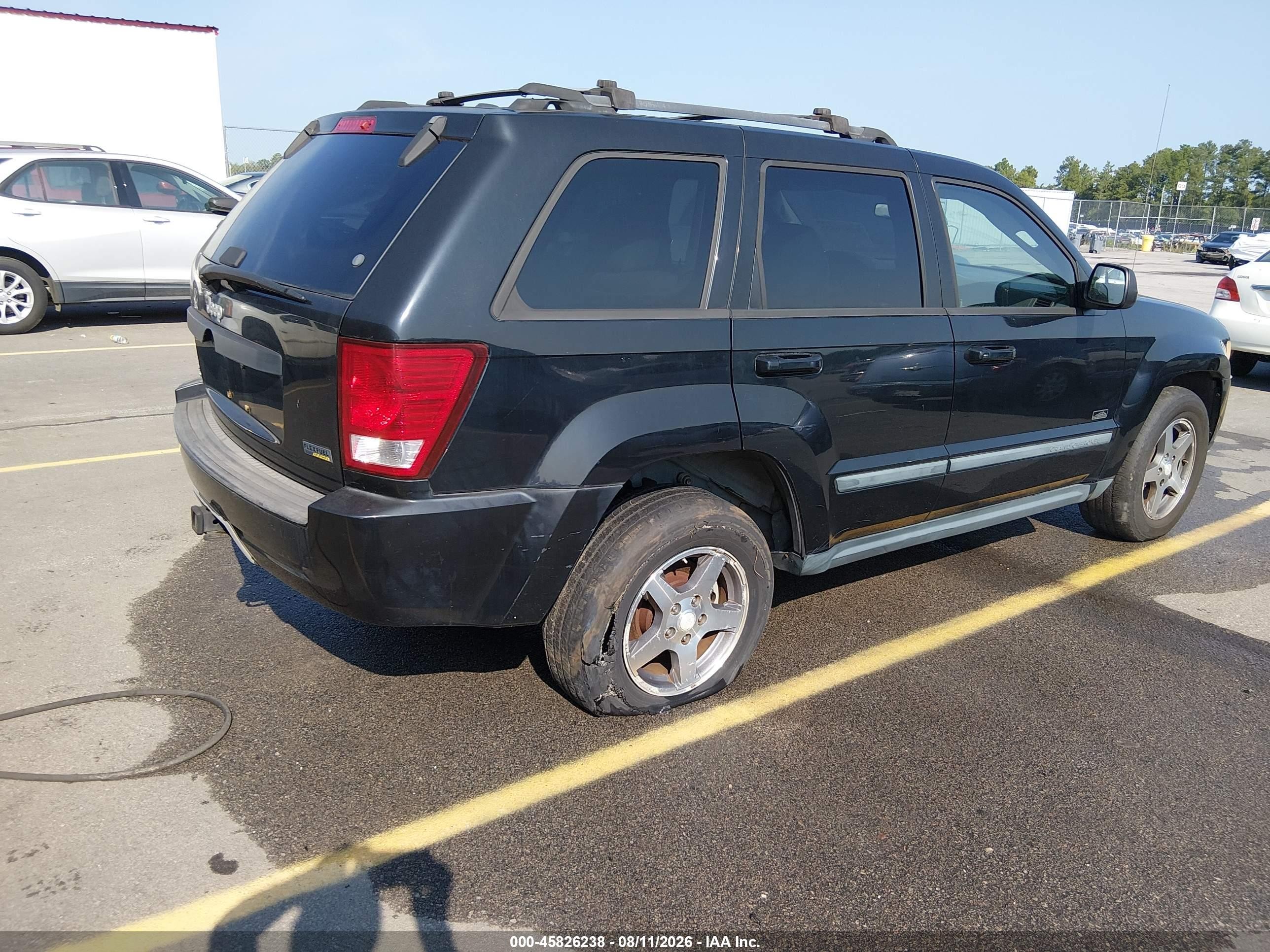 2007 Jeep Grand Cherokee Laredo Black vin: 1J8HR48P37C693763