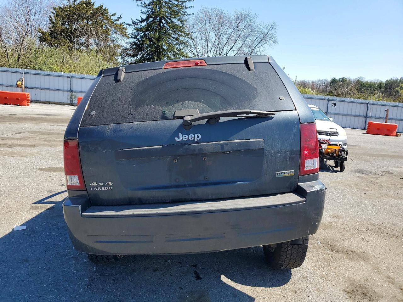 2007 Jeep Grand Cherokee Laredo Charcoal vin: 1J8HR48P37C694721