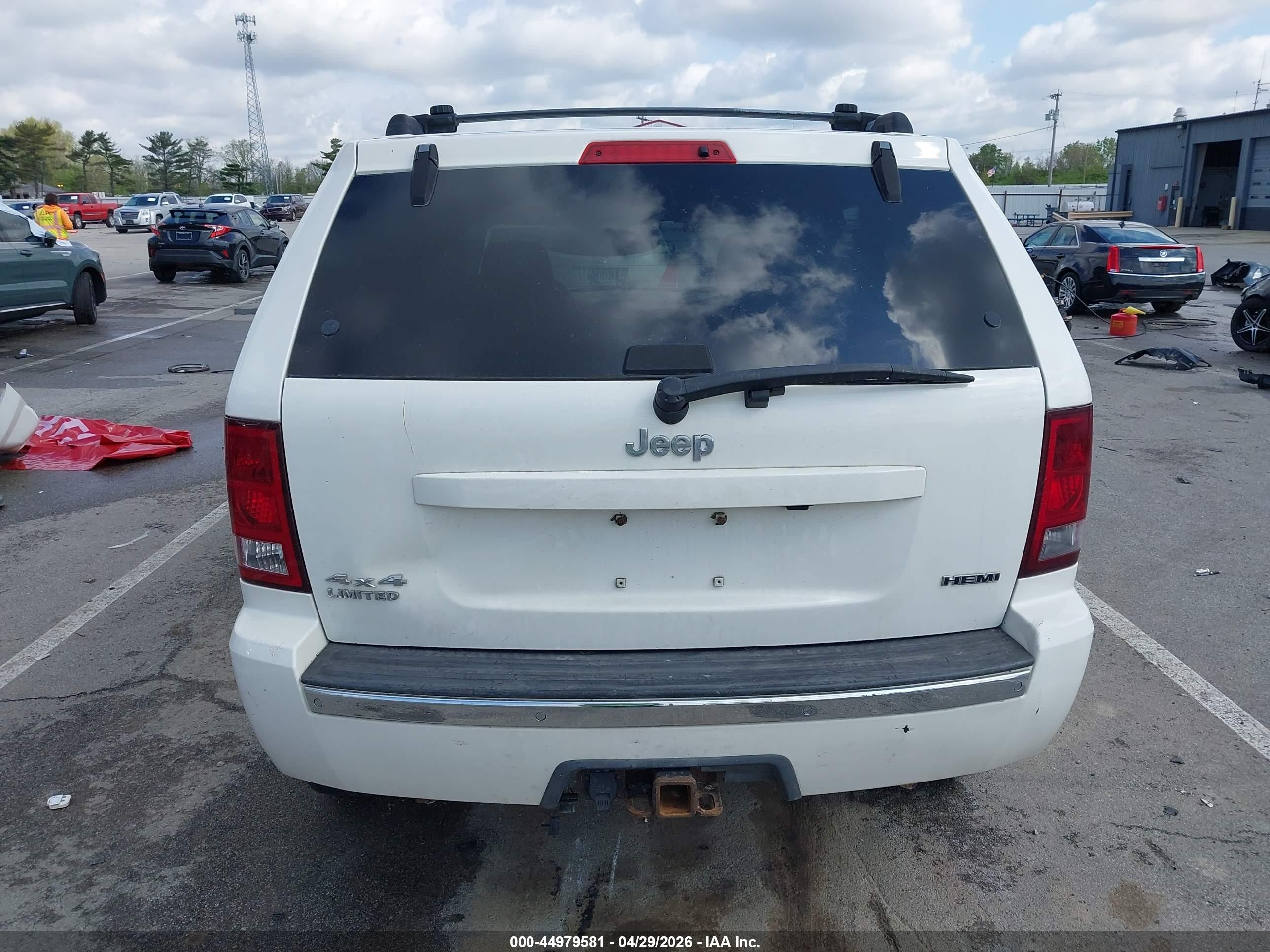 2007 Jeep Grand Cherokee Limited White vin: 1J8HR58227C503221