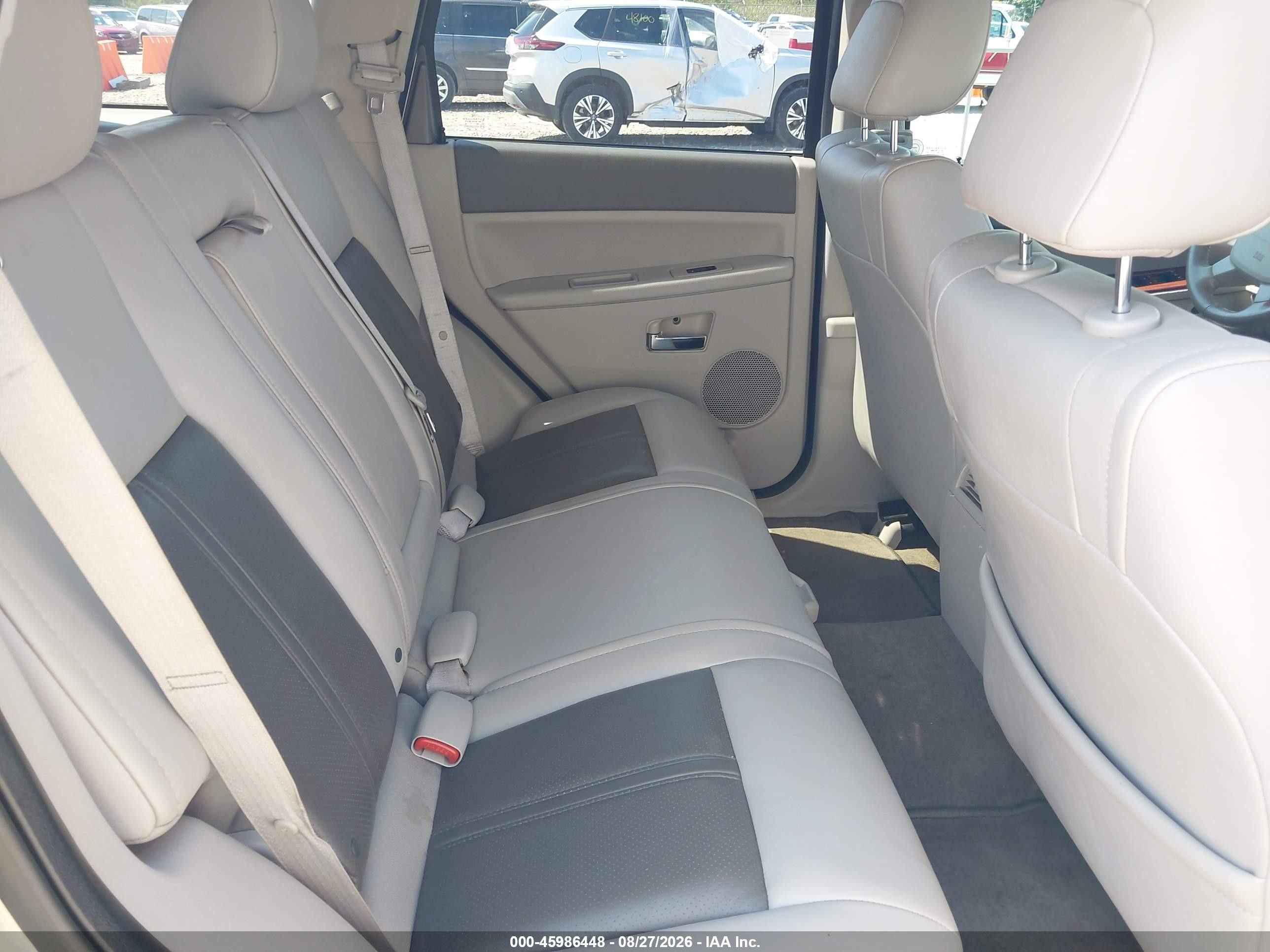2007 Jeep Grand Cherokee Limited Gold vin: 1J8HR58227C646699