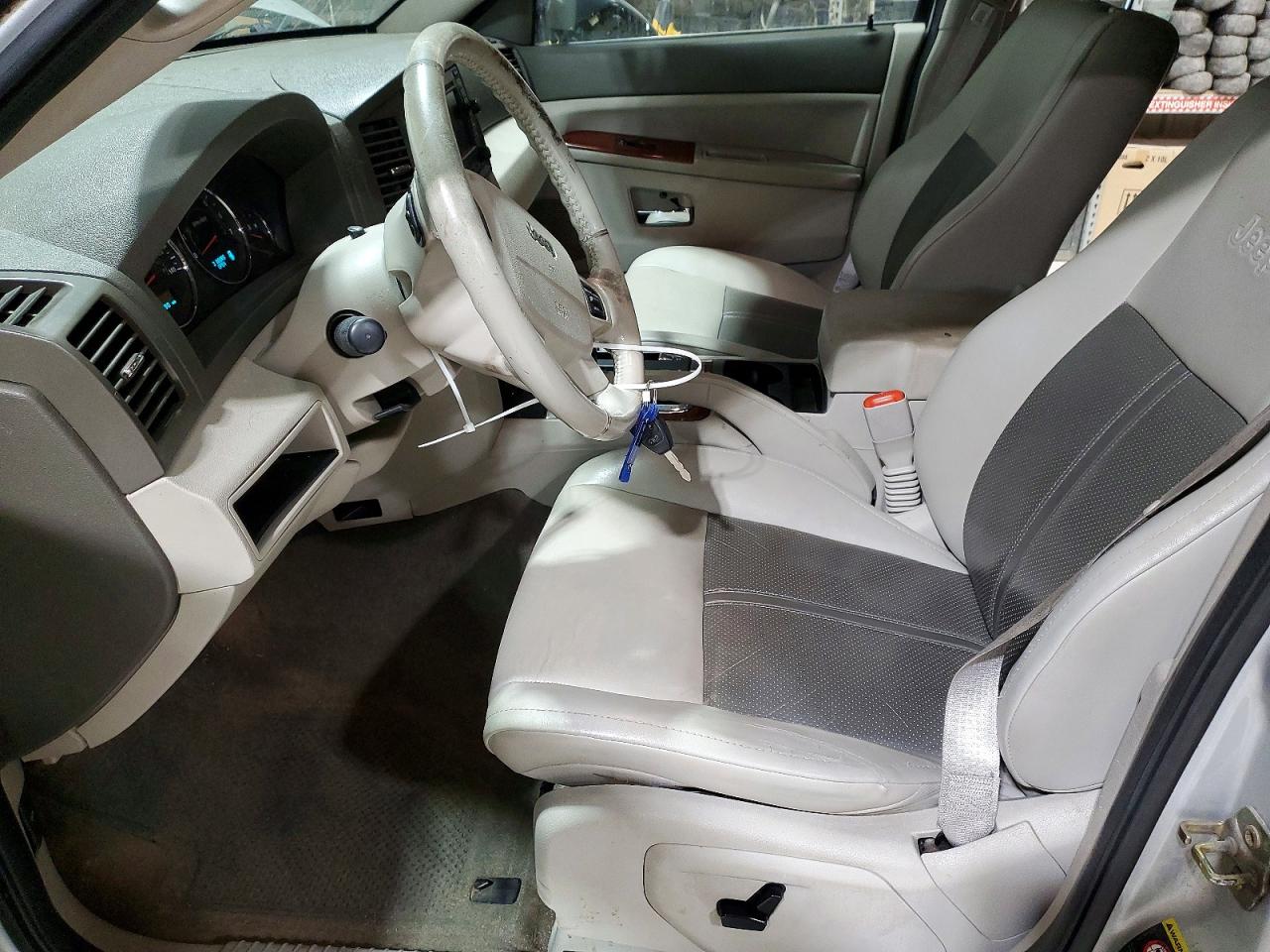 2005 Jeep Grand Cherokee Limited Серебряный vin: 1J8HR58235C593010