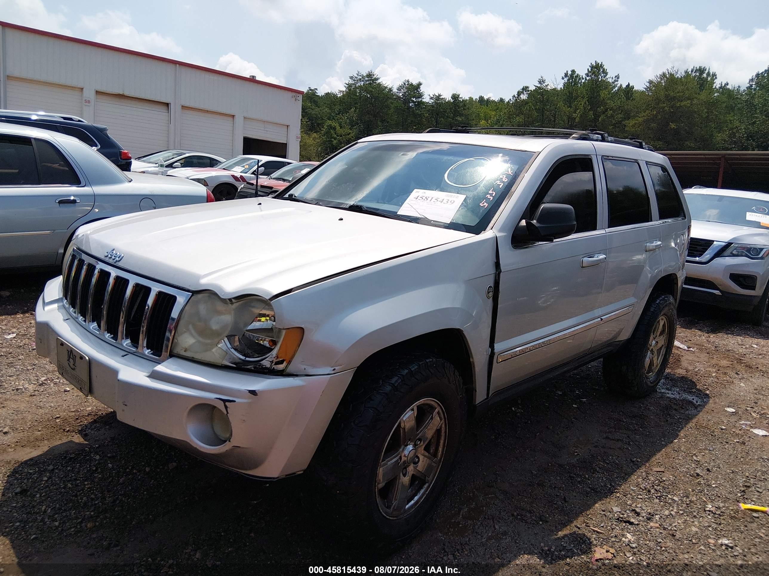 2007 Jeep Grand Cherokee Limited Silver vin: 1J8HR58237C535384