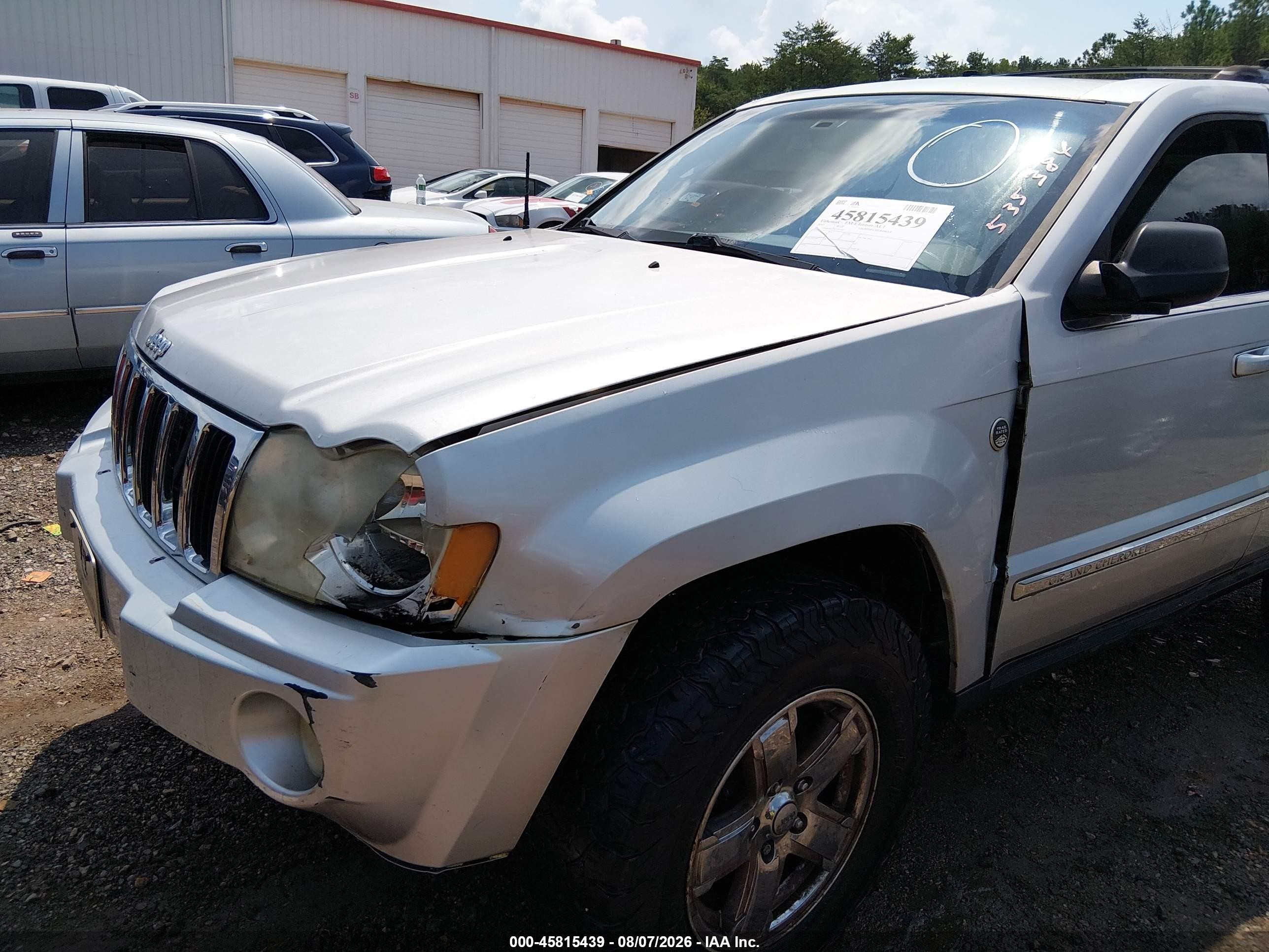 2007 Jeep Grand Cherokee Limited Silver vin: 1J8HR58237C535384