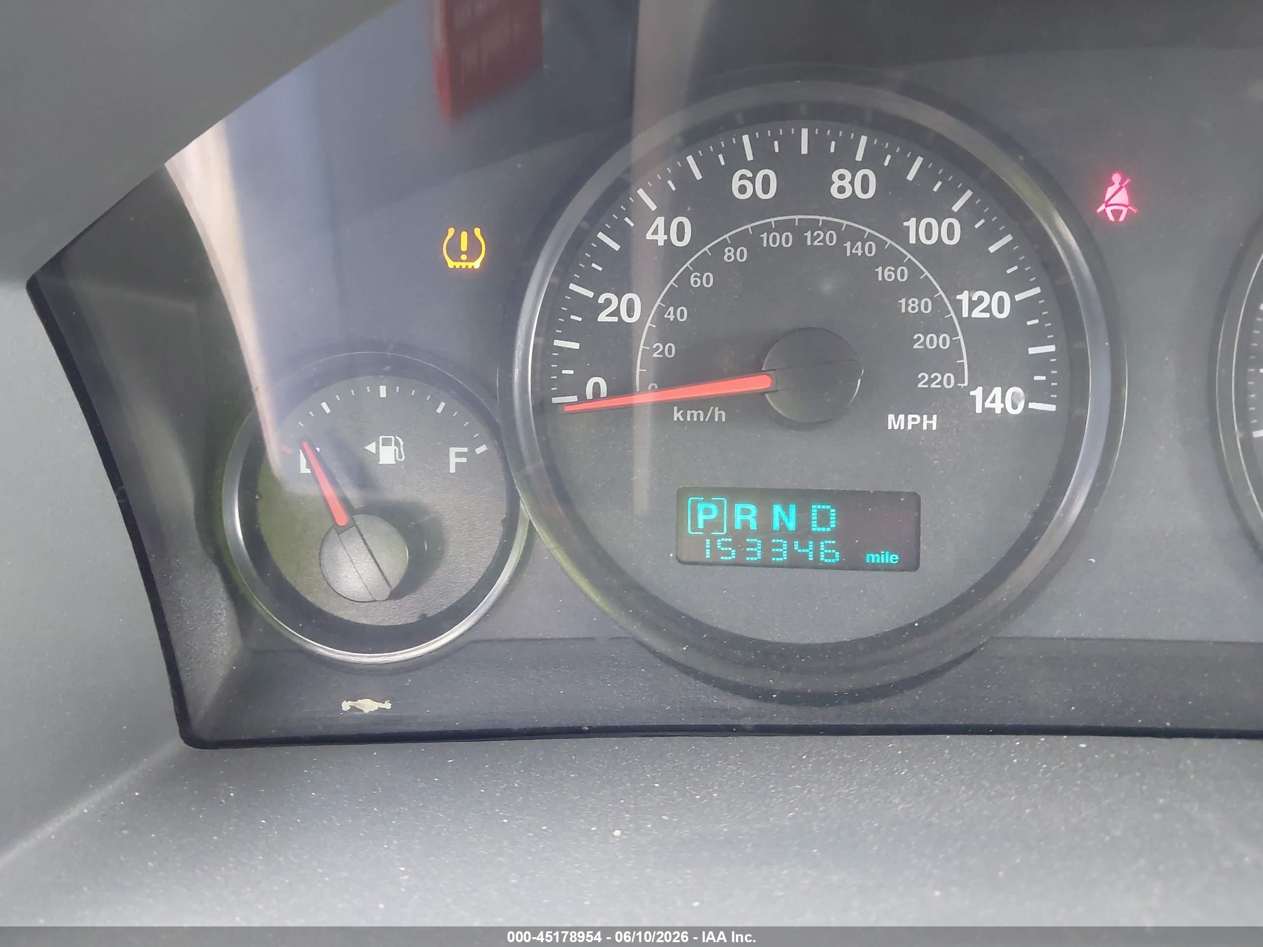 2006 Jeep Grand Cherokee Limited Silver vin: 1J8HR58266C138170