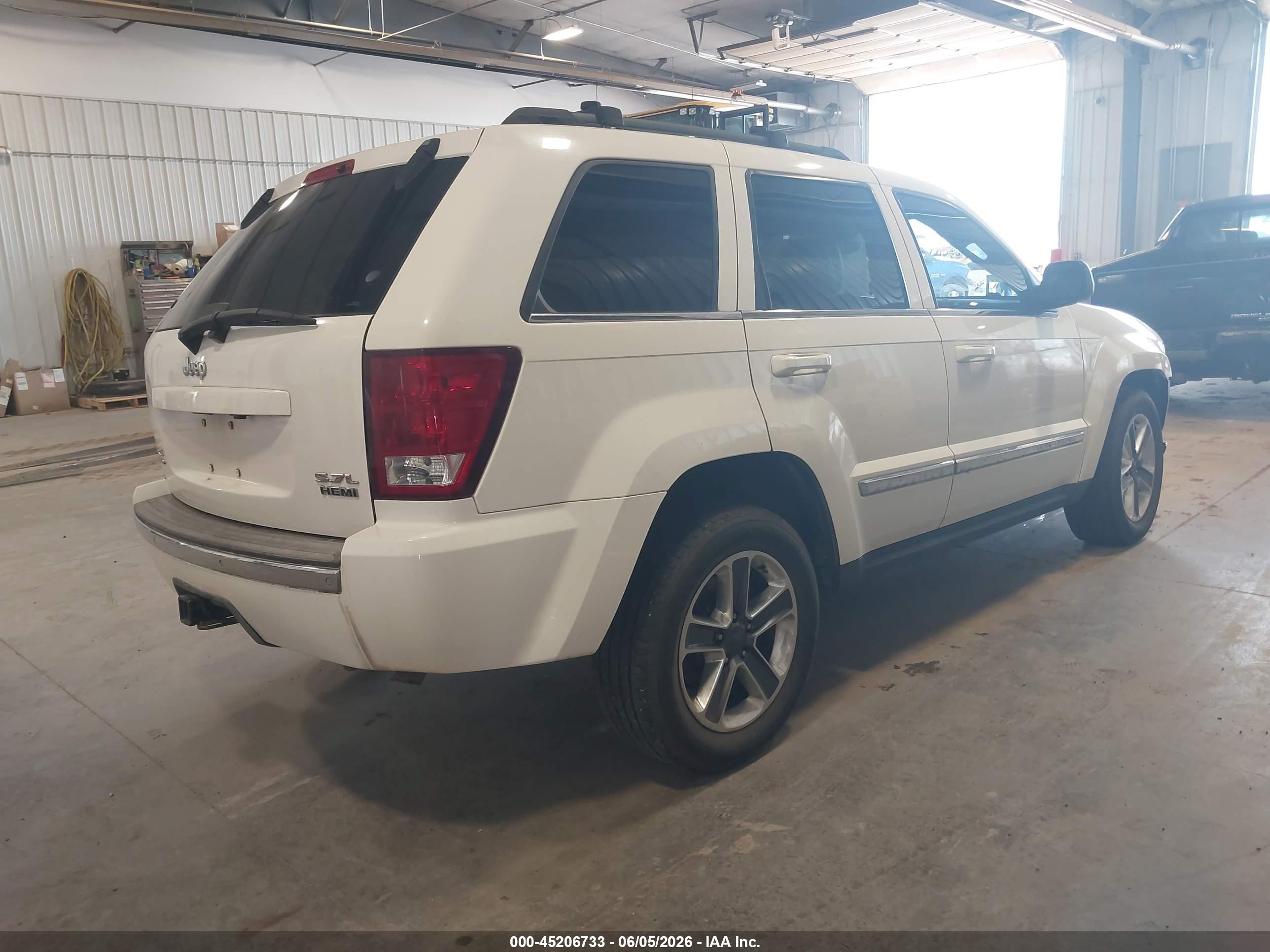 2006 Jeep Grand Cherokee Limited Белый vin: 1J8HR58276C209716