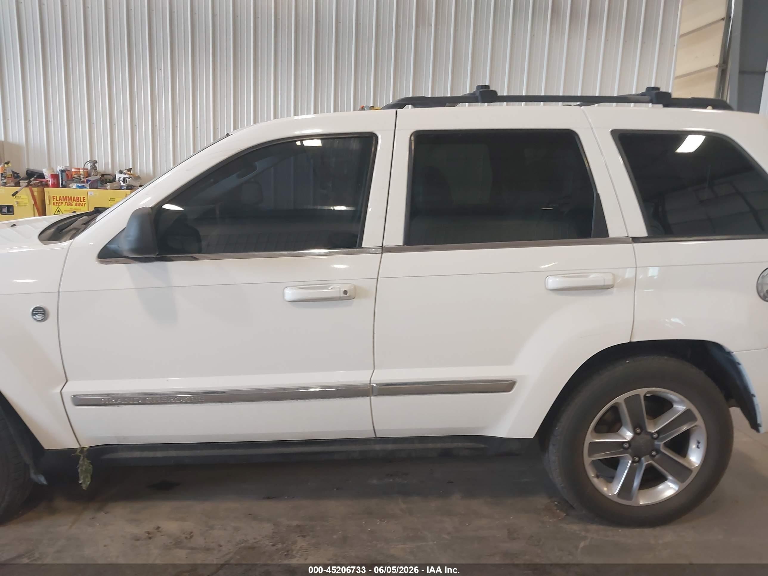 2006 Jeep Grand Cherokee Limited Белый vin: 1J8HR58276C209716