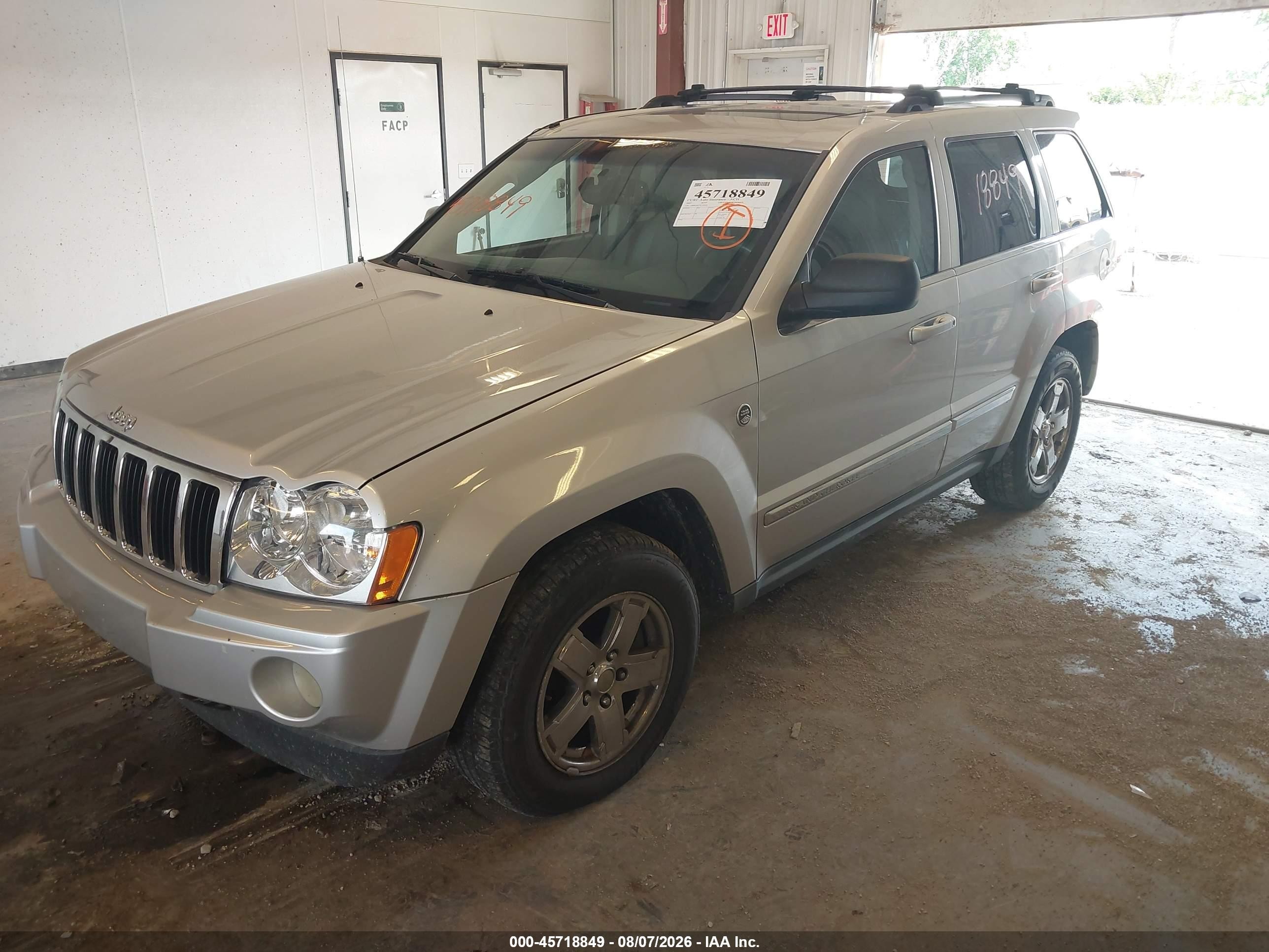 2007 Jeep Grand Cherokee Limited Silver vin: 1J8HR58277C554391