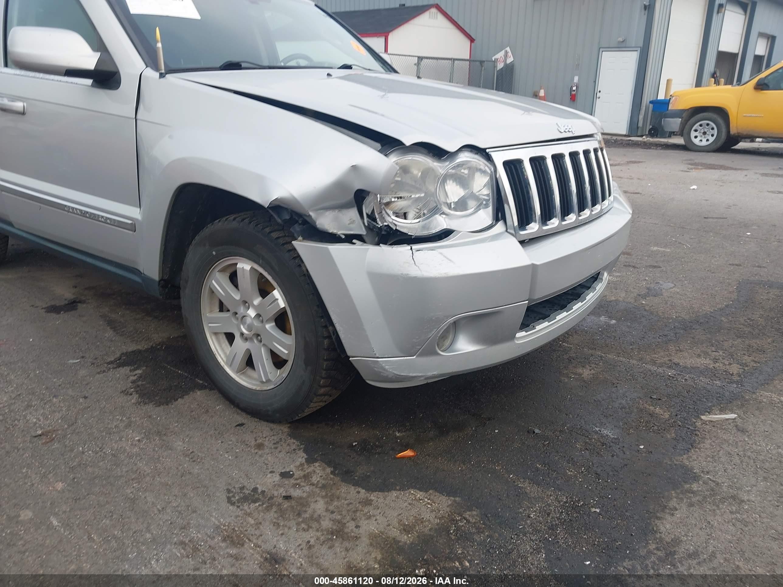 2008 Jeep Grand Cherokee Limited Silver vin: 1J8HR58N08C151672