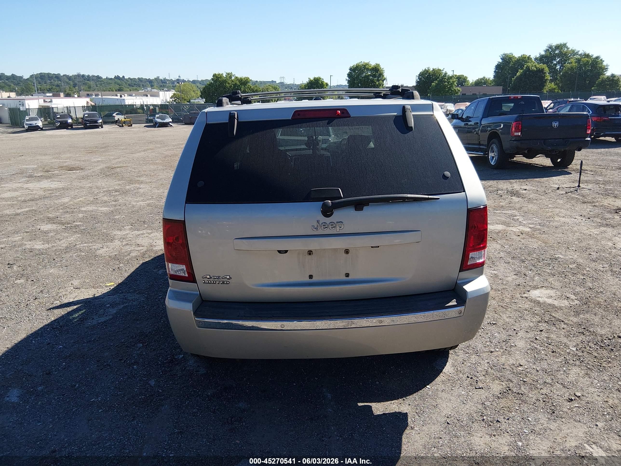 2008 Jeep Grand Cherokee Limited Tan vin: 1J8HR58N28C224007