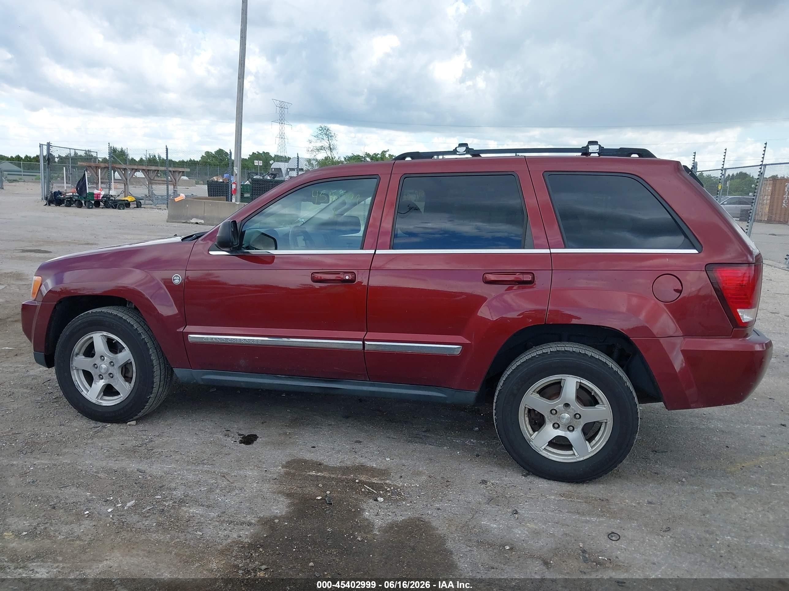 2007 Jeep Grand Cherokee Limited Maroon vin: 1J8HR58P27C532164
