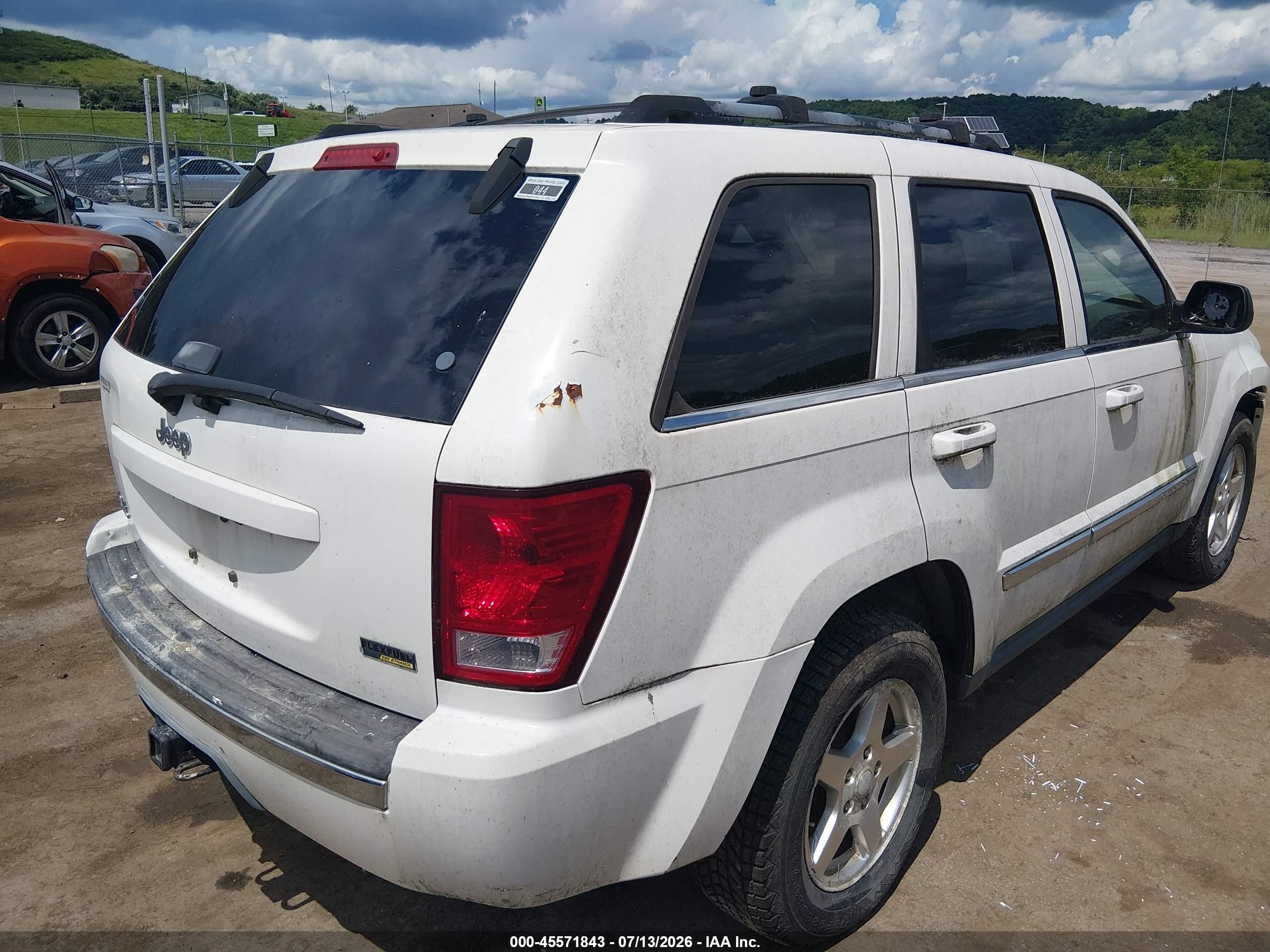 2007 Jeep Grand Cherokee Limited White vin: 1J8HR58P67C532460
