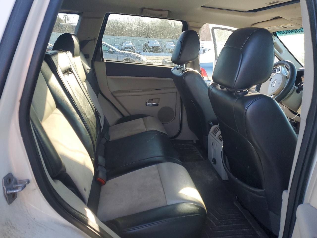 2009 Jeep Grand Cherokee Limited White vin: 1J8HR58P79C509496