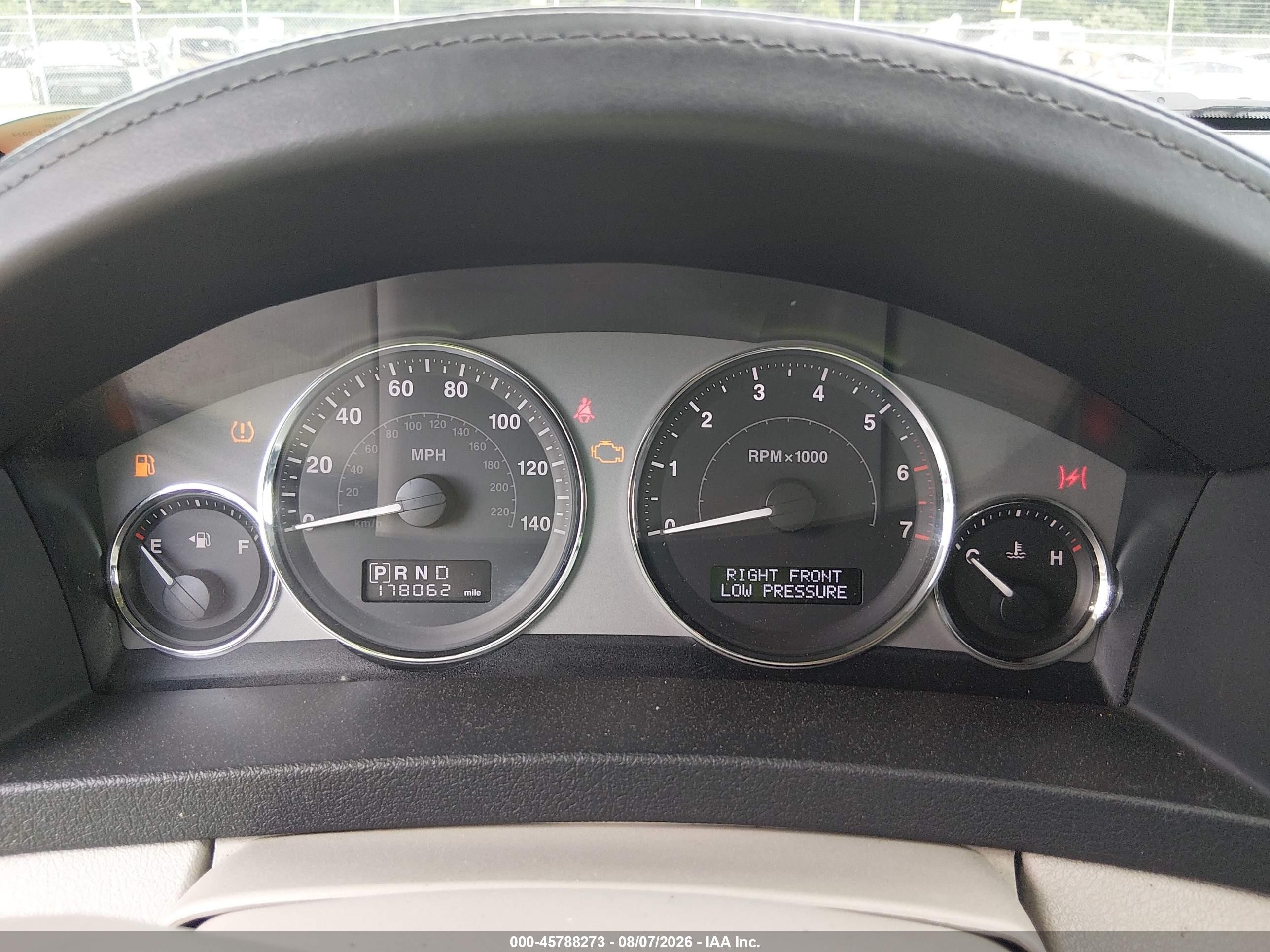 2009 Jeep Grand Cherokee Limited Серебряный vin: 1J8HR58T49C535499