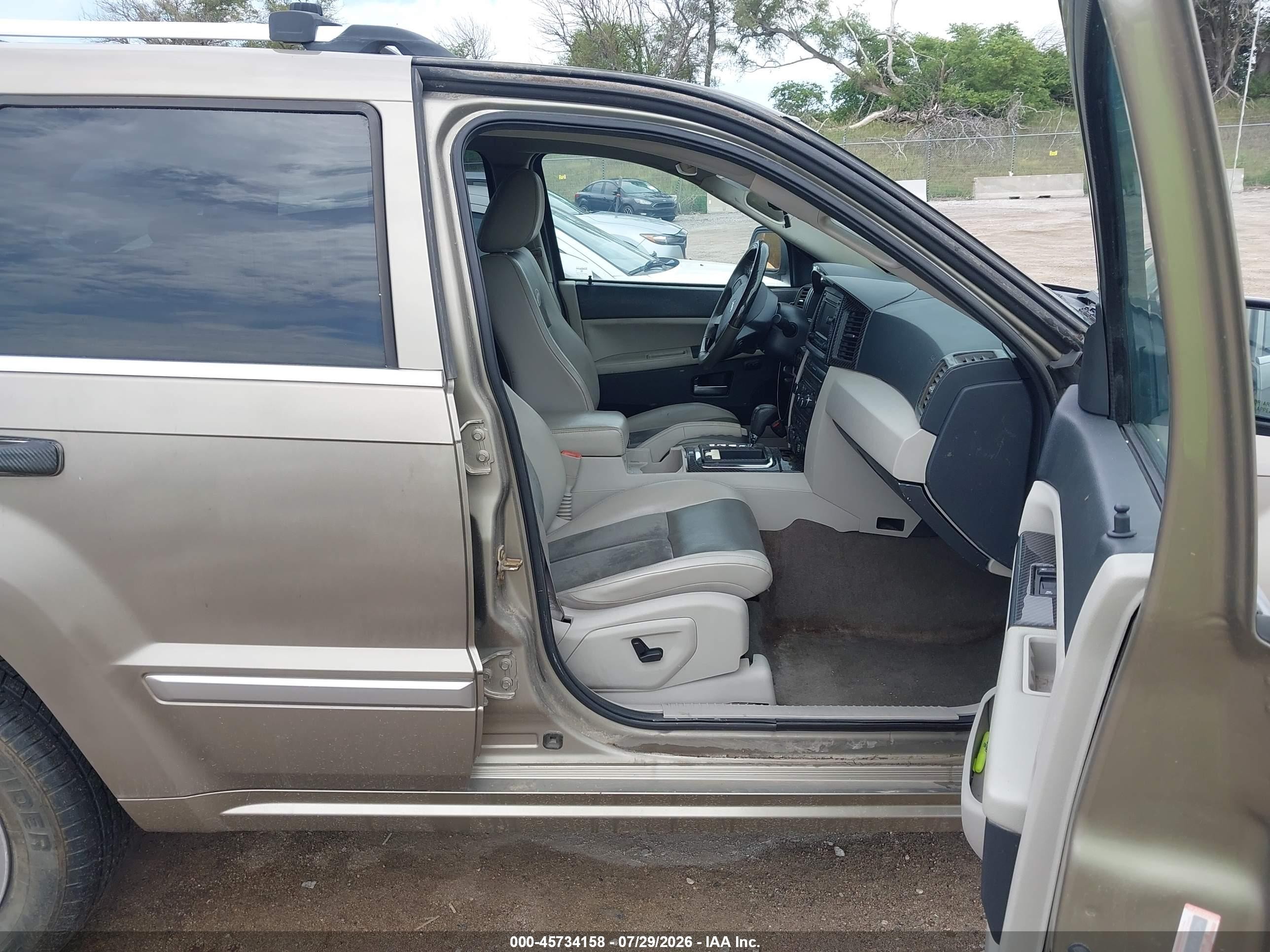 2006 Jeep Grand Cherokee Overland Gold vin: 1J8HR68286C220021