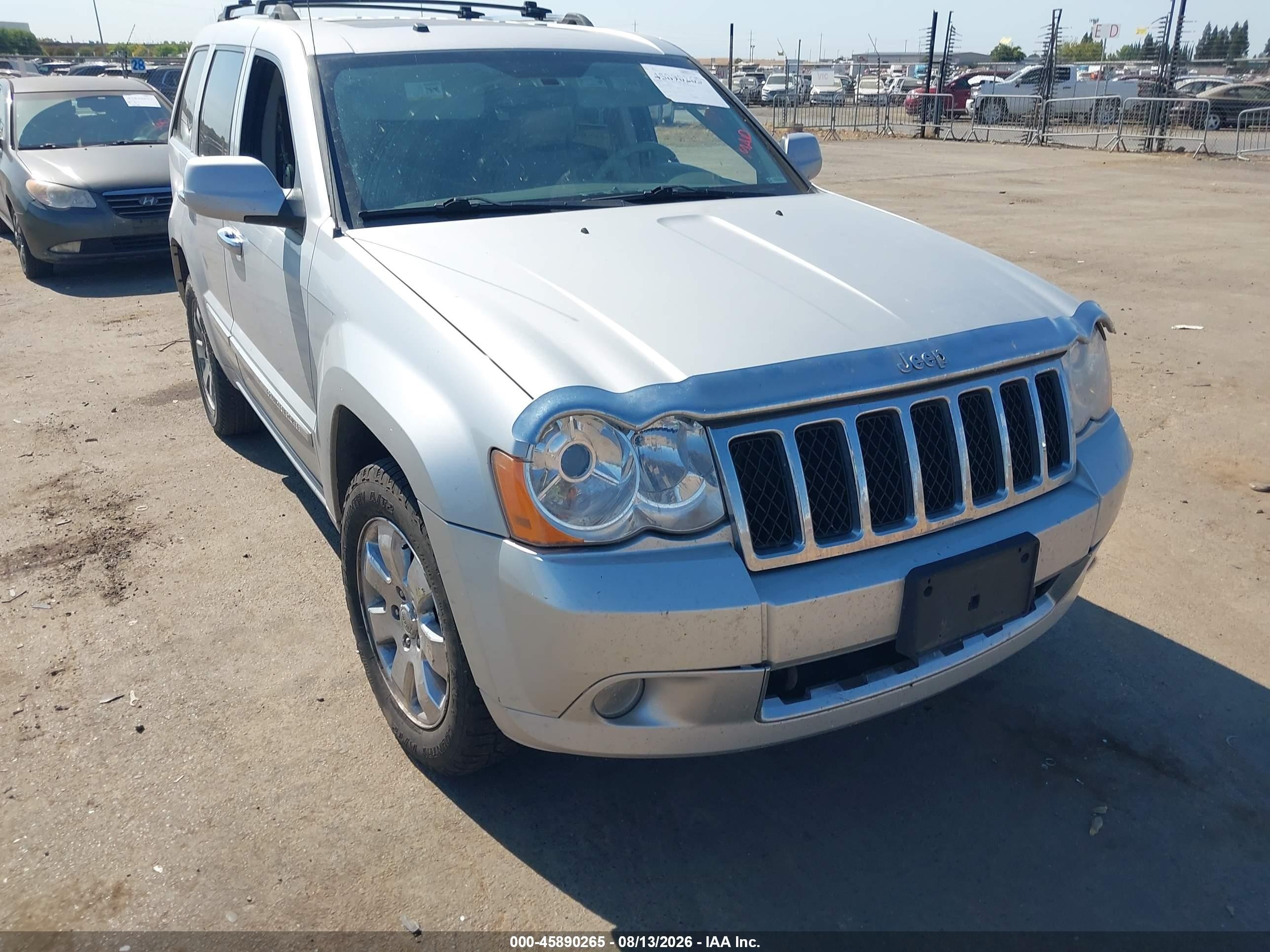2008 Jeep Grand Cherokee Overland Silver vin: 1J8HR68298C185752