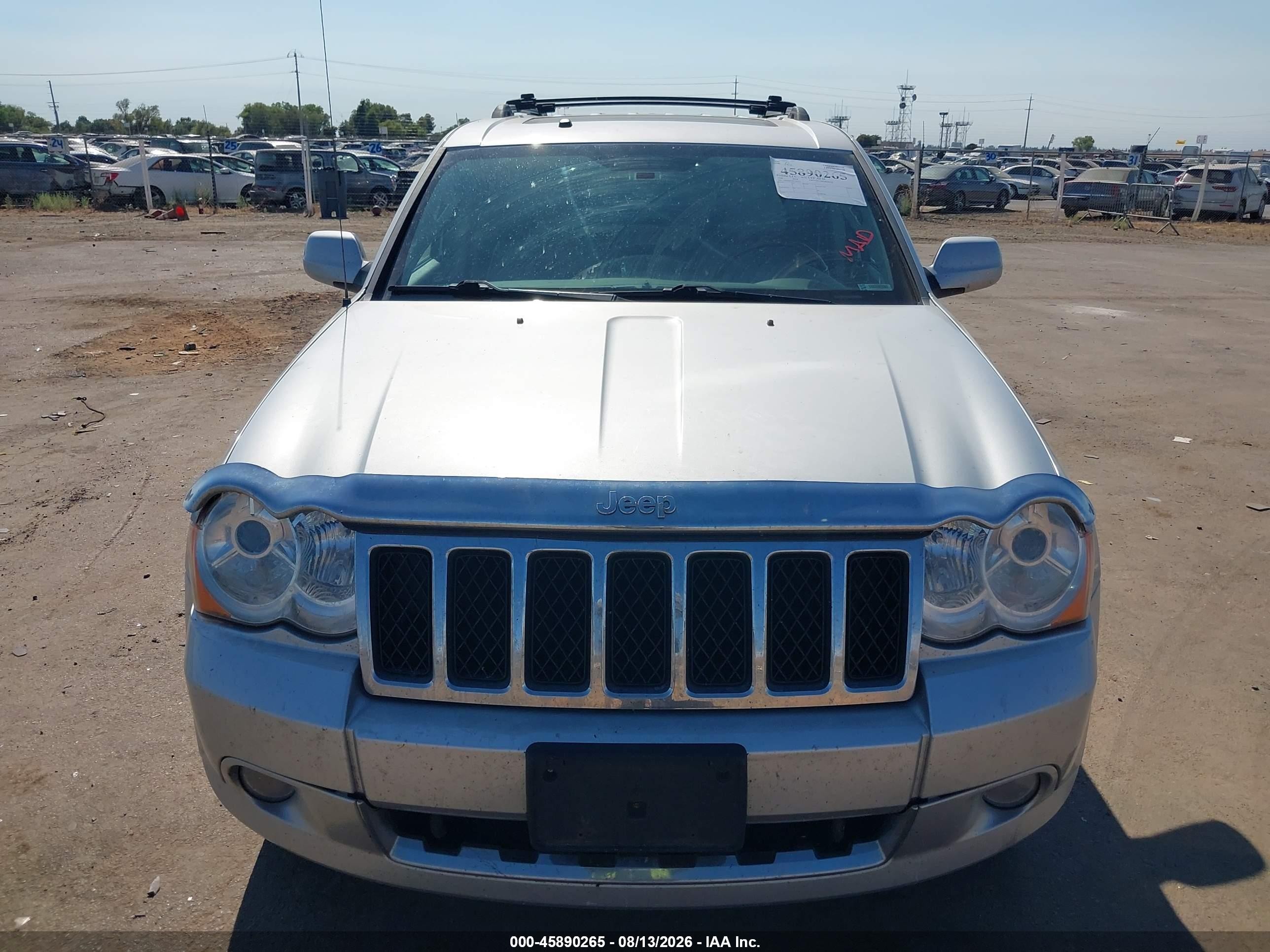 2008 Jeep Grand Cherokee Overland Silver vin: 1J8HR68298C185752