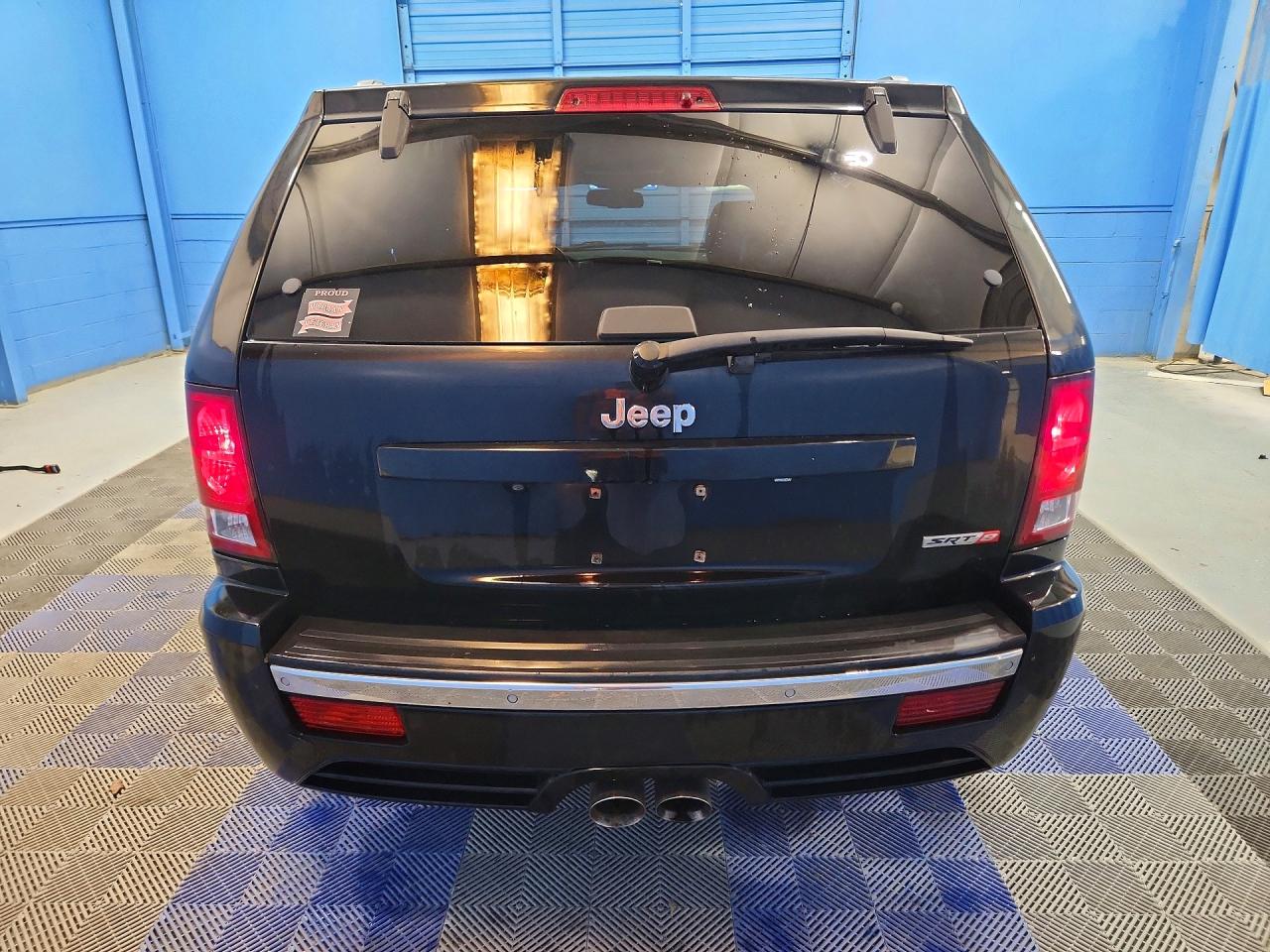 2008 Jeep Grand Cherokee Srt-8 Черный vin: 1J8HR78358C122632