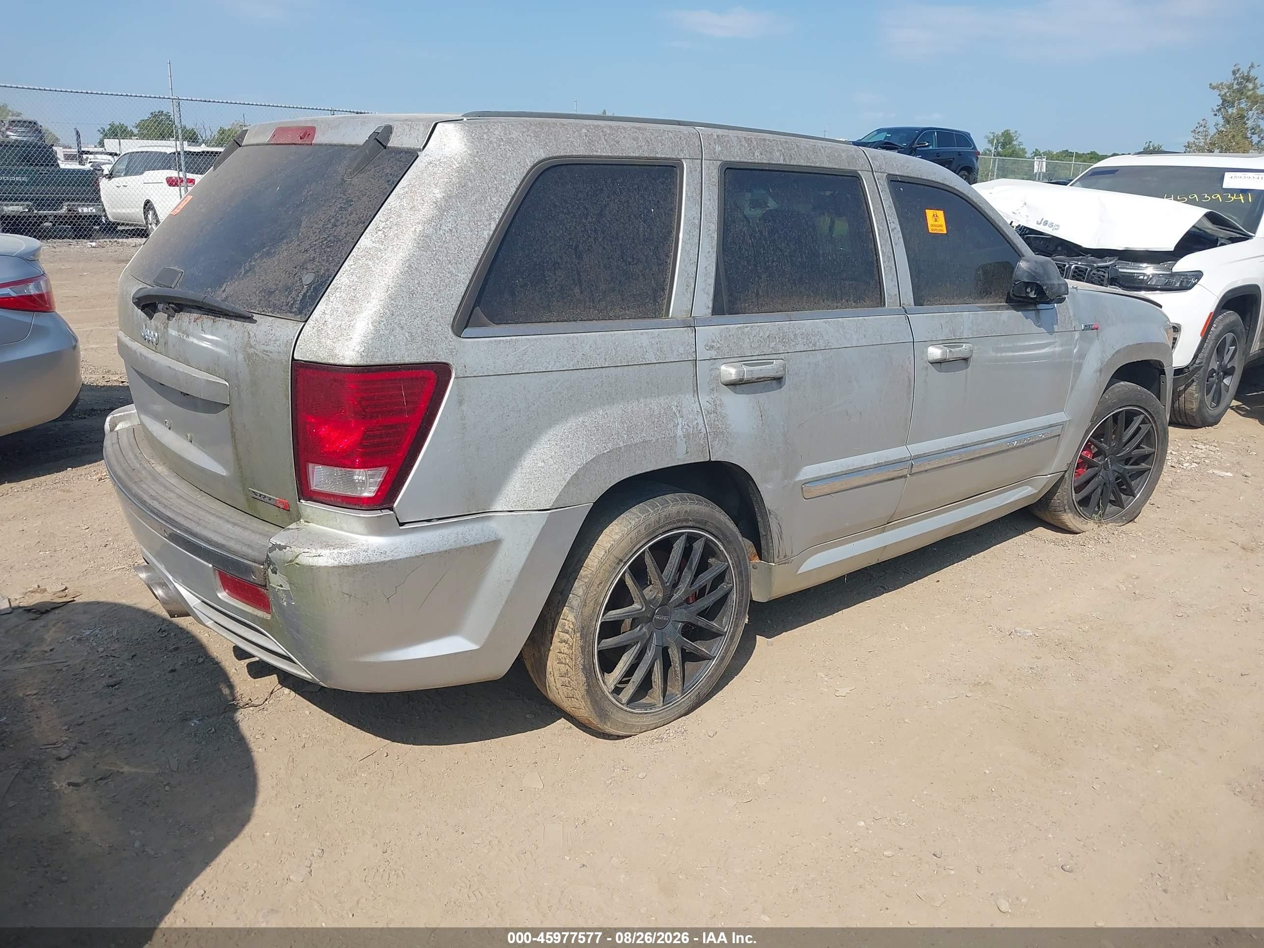 2007 Jeep Grand Cherokee Srt8 Silver vin: 1J8HR78377C568005