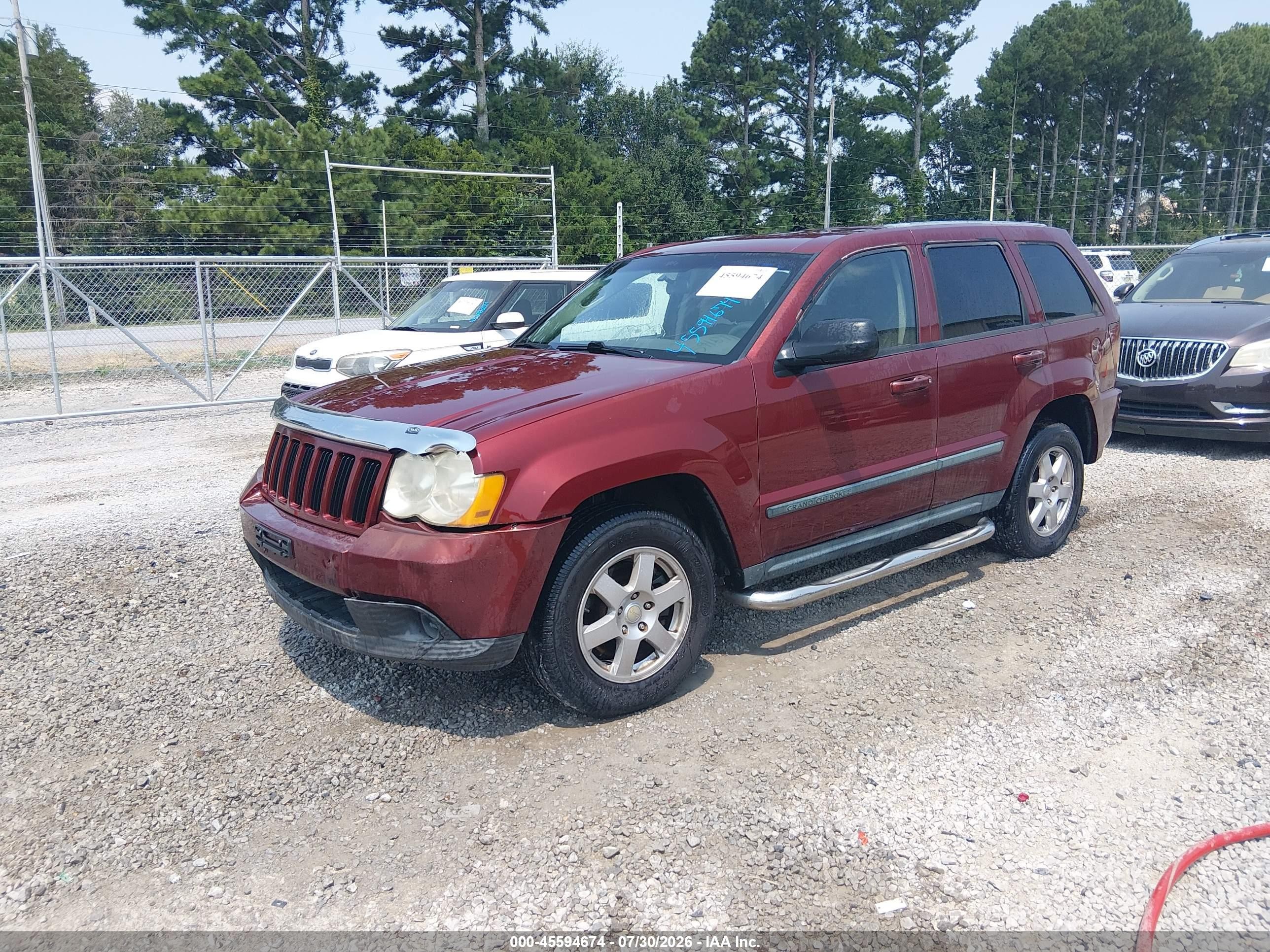 2008 Jeep Grand Cherokee Laredo Maroon vin: 1J8HS48N88C156679