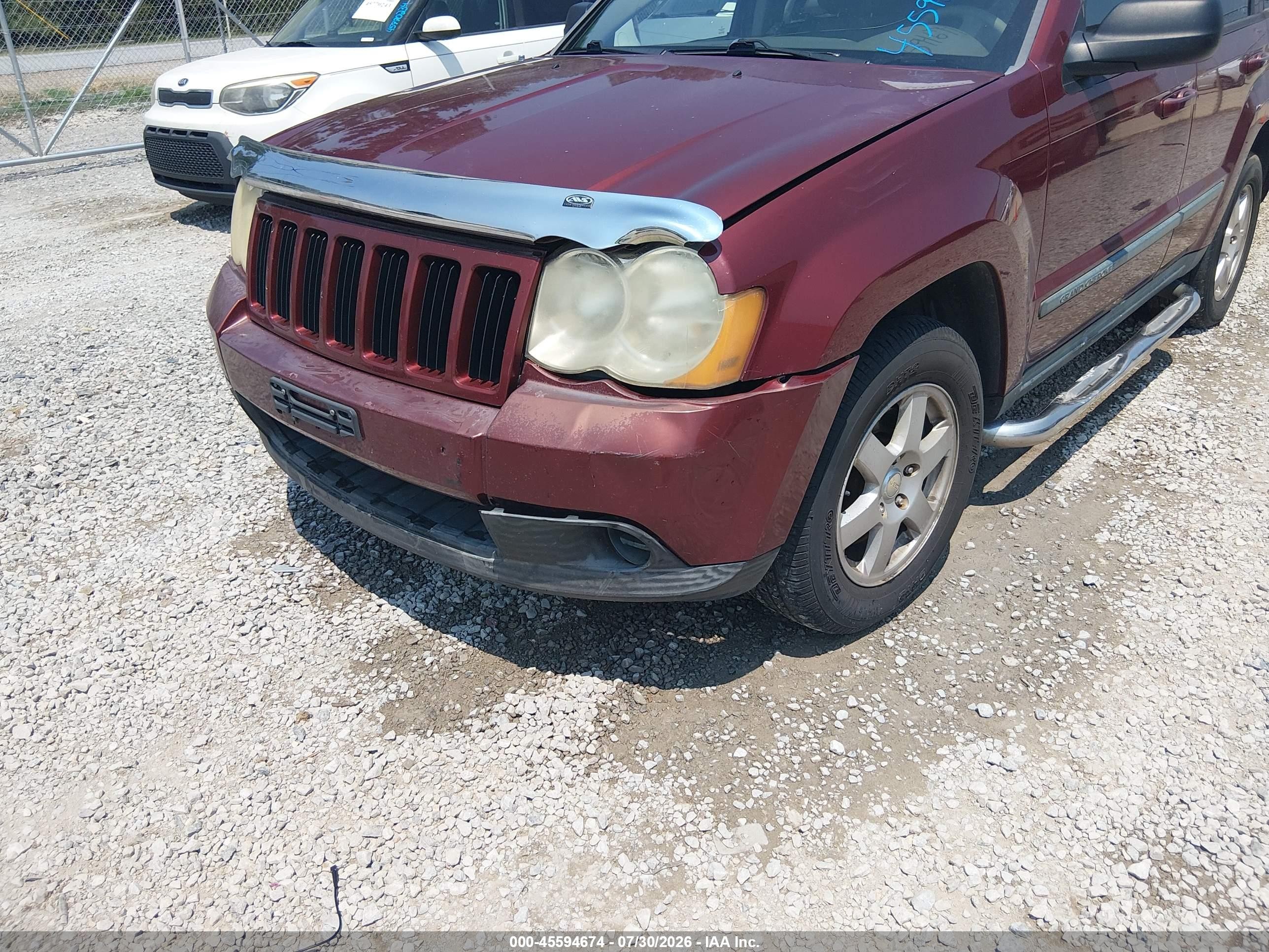 2008 Jeep Grand Cherokee Laredo Maroon vin: 1J8HS48N88C156679