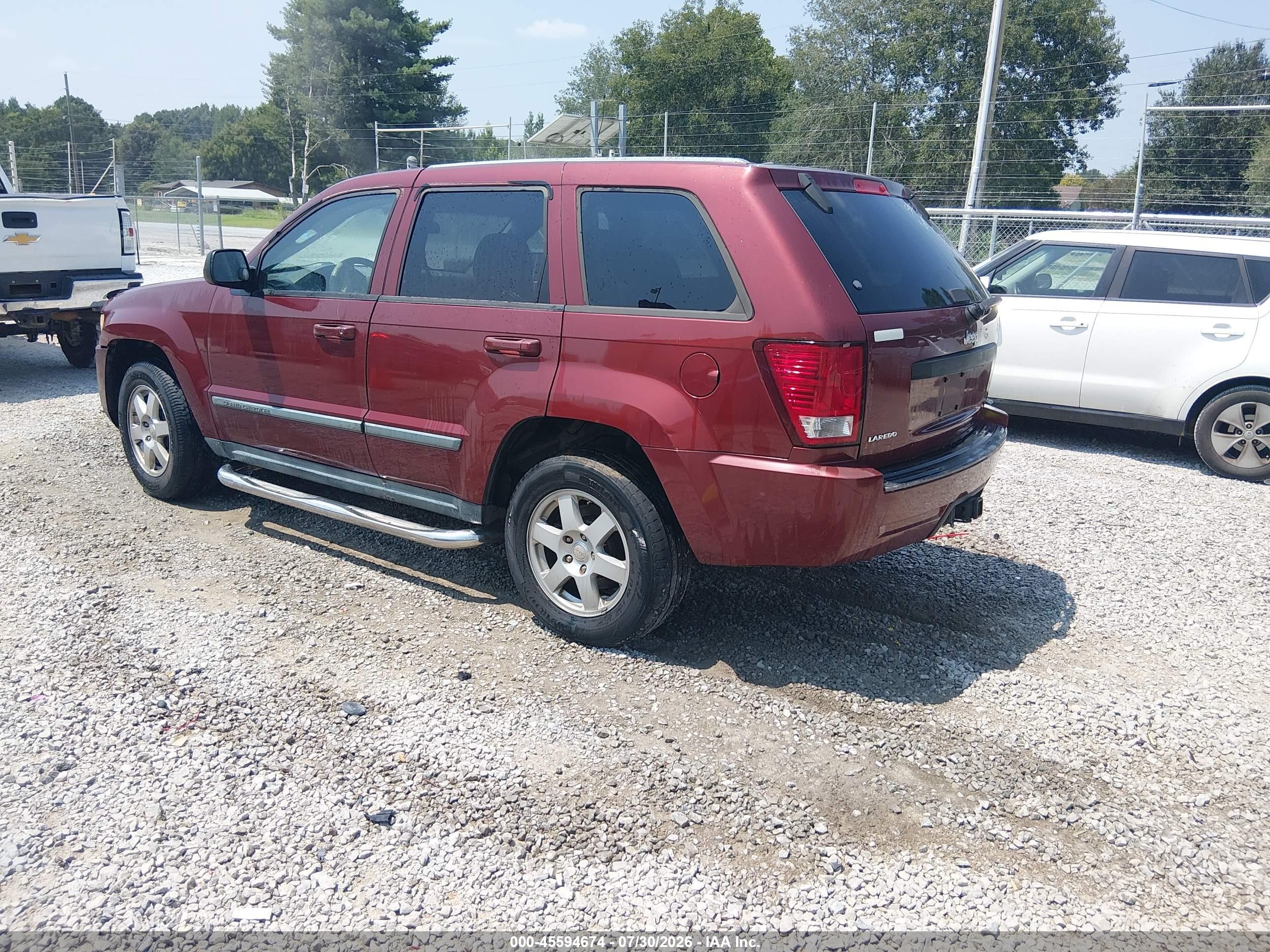 2008 Jeep Grand Cherokee Laredo Maroon vin: 1J8HS48N88C156679