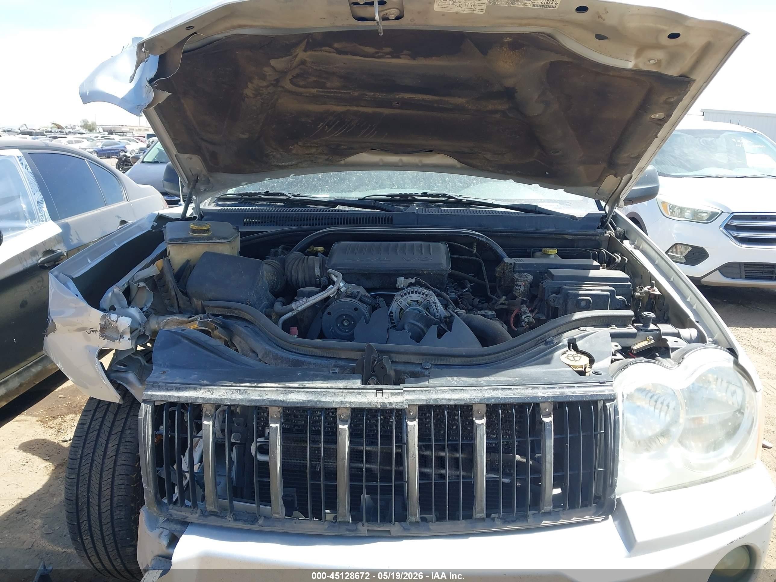 2007 Jeep Grand Cherokee Laredo Silver vin: 1J8HS48P87C635474