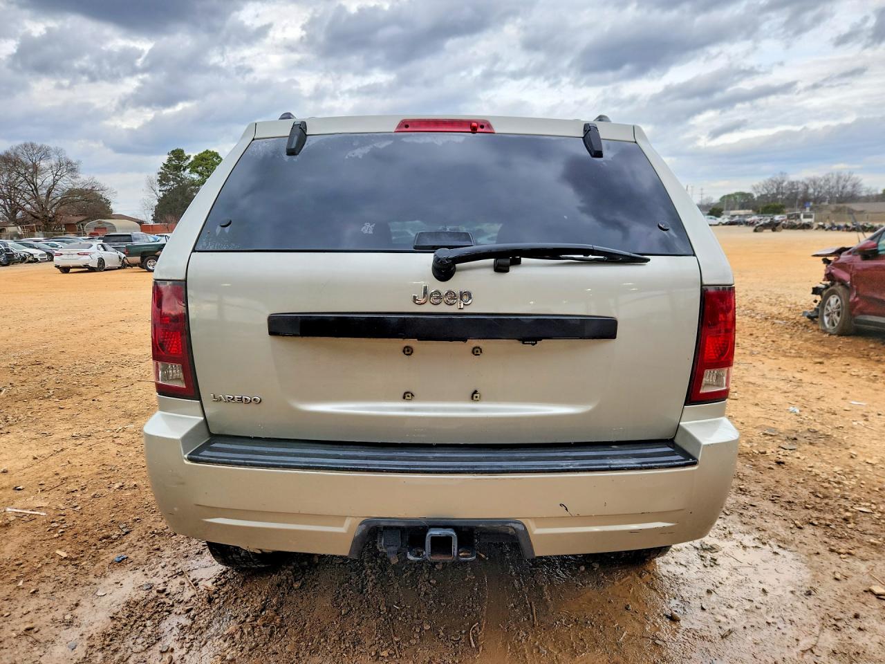 2009 Jeep Grand Cherokee Laredo Silver vin: 1J8HS48P89C557989