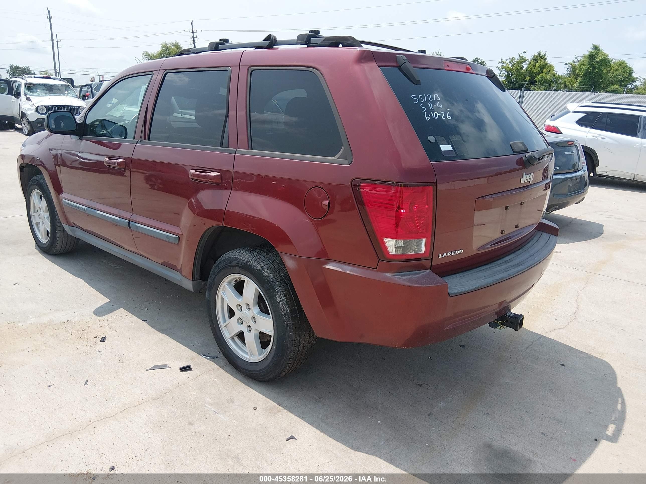 2007 Jeep Grand Cherokee Laredo Maroon vin: 1J8HS48PX7C554069