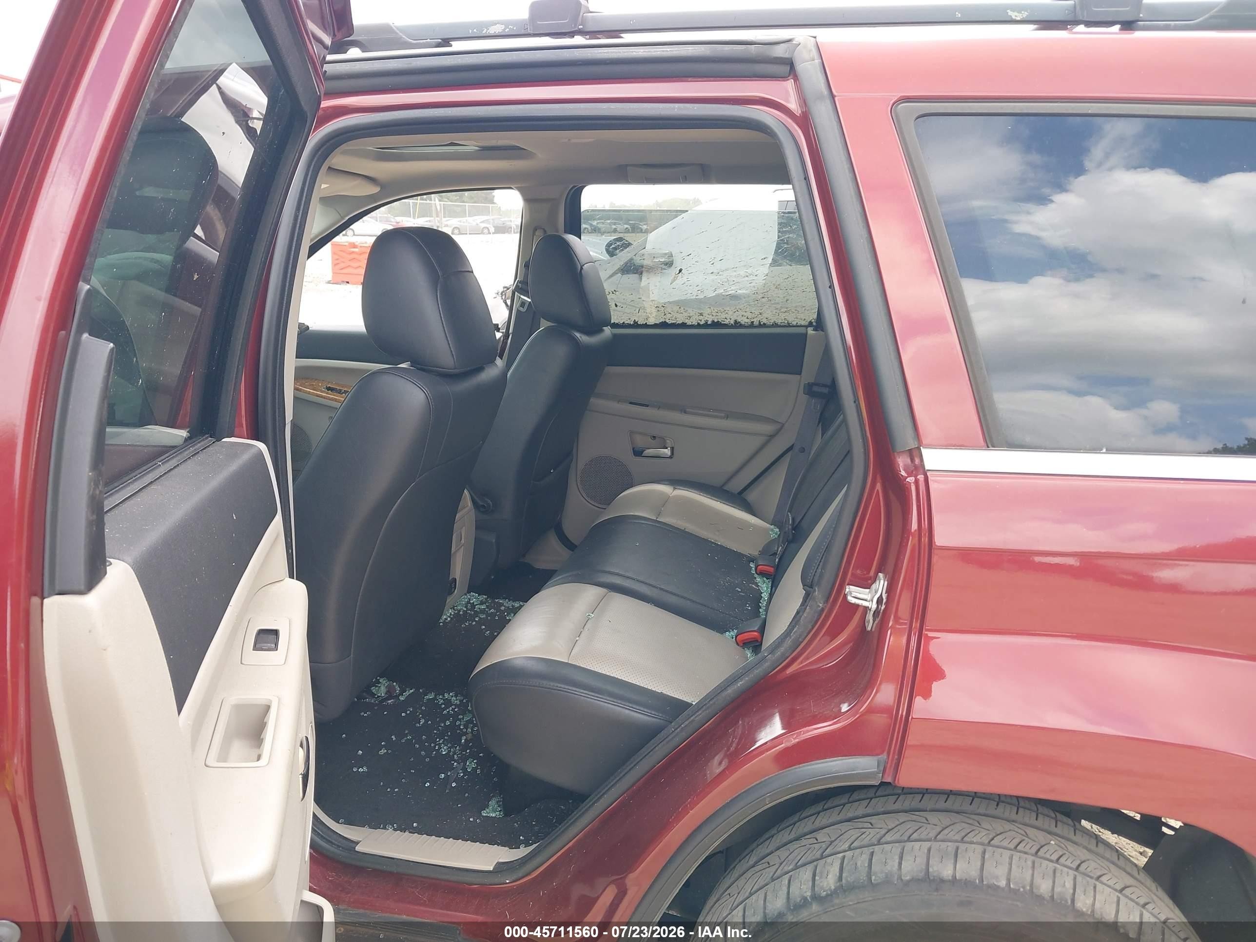 2008 Jeep Grand Cherokee Limited Бордовый vin: 1J8HS58218C228625